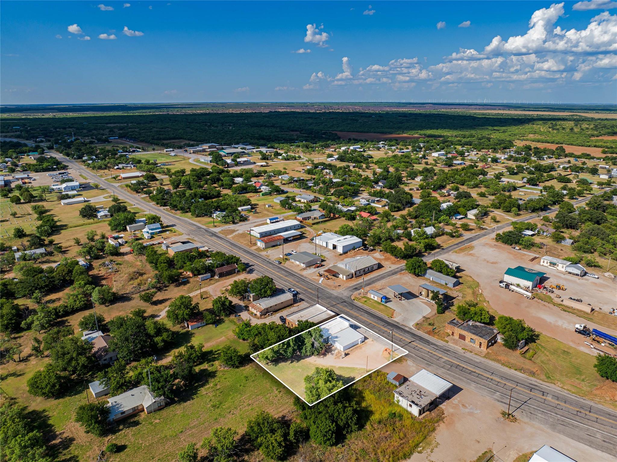 main property photo 32