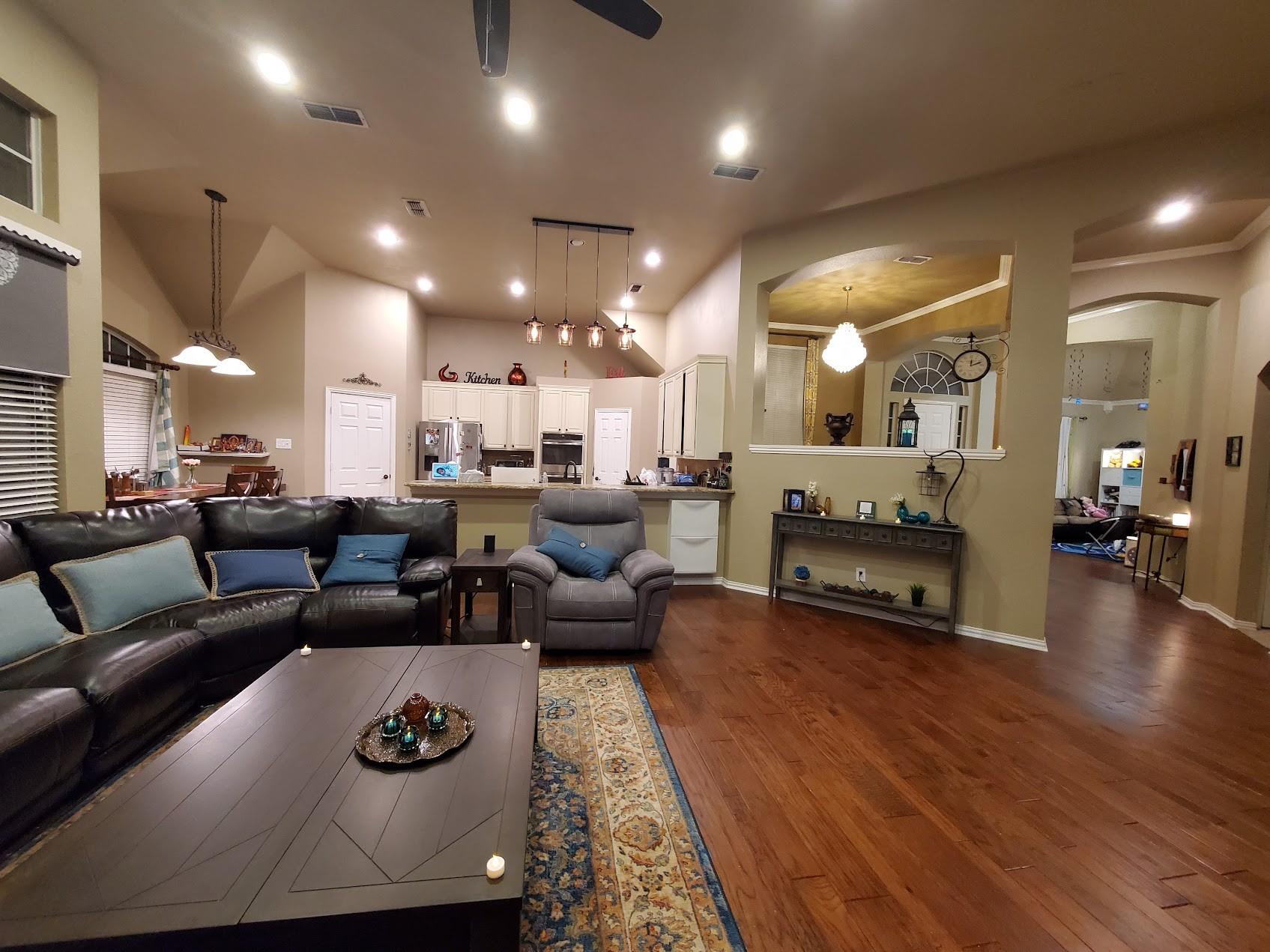 main property photo 8