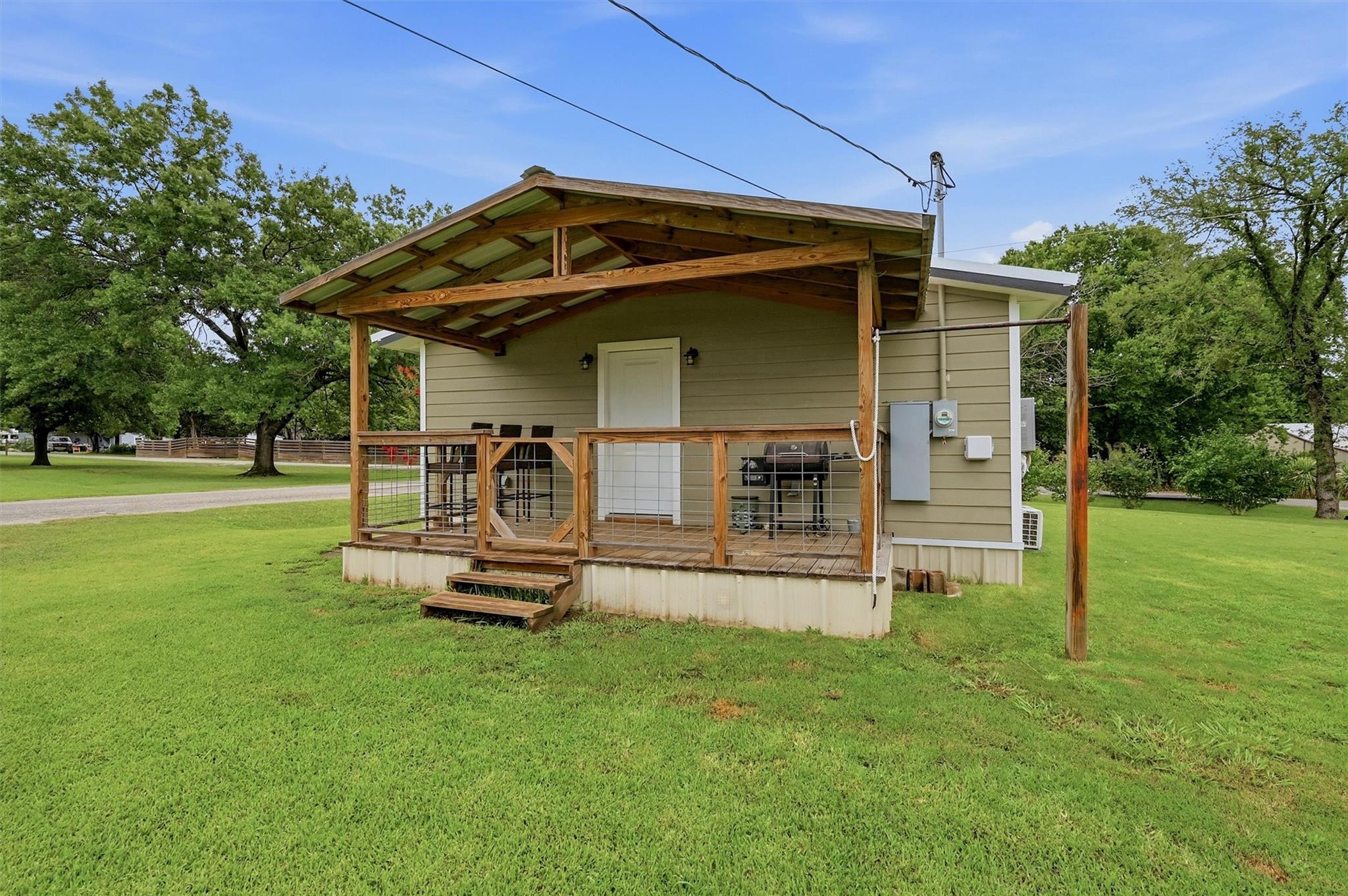 main property photo 20