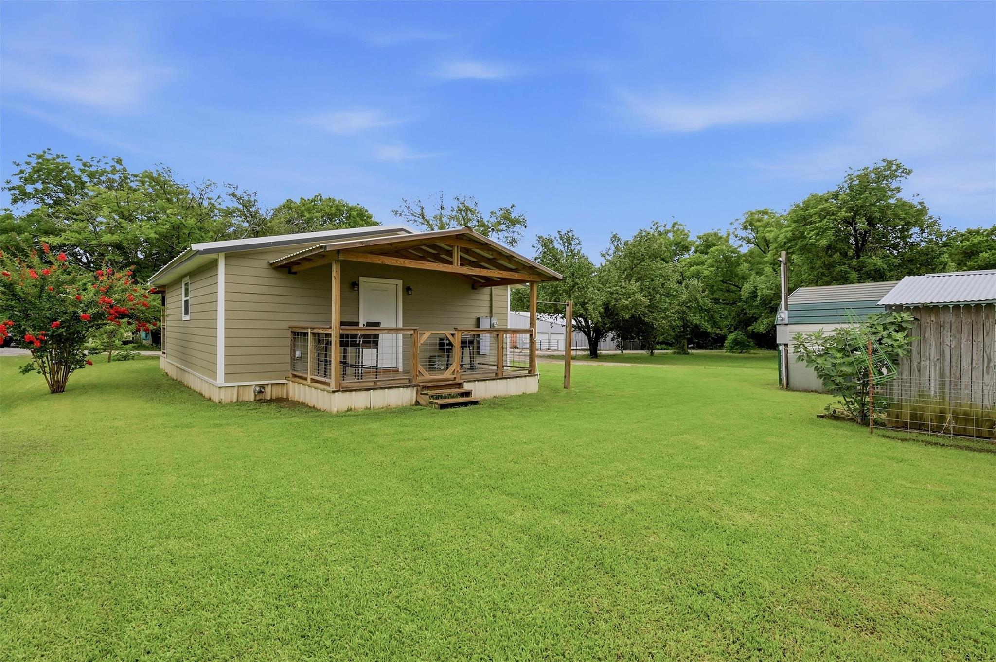 main property photo 21