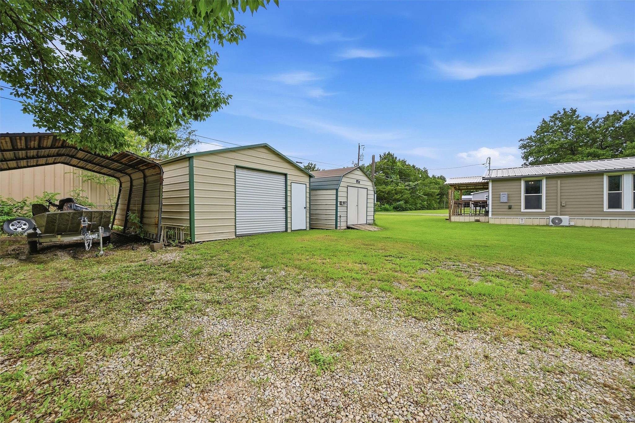 main property photo 25
