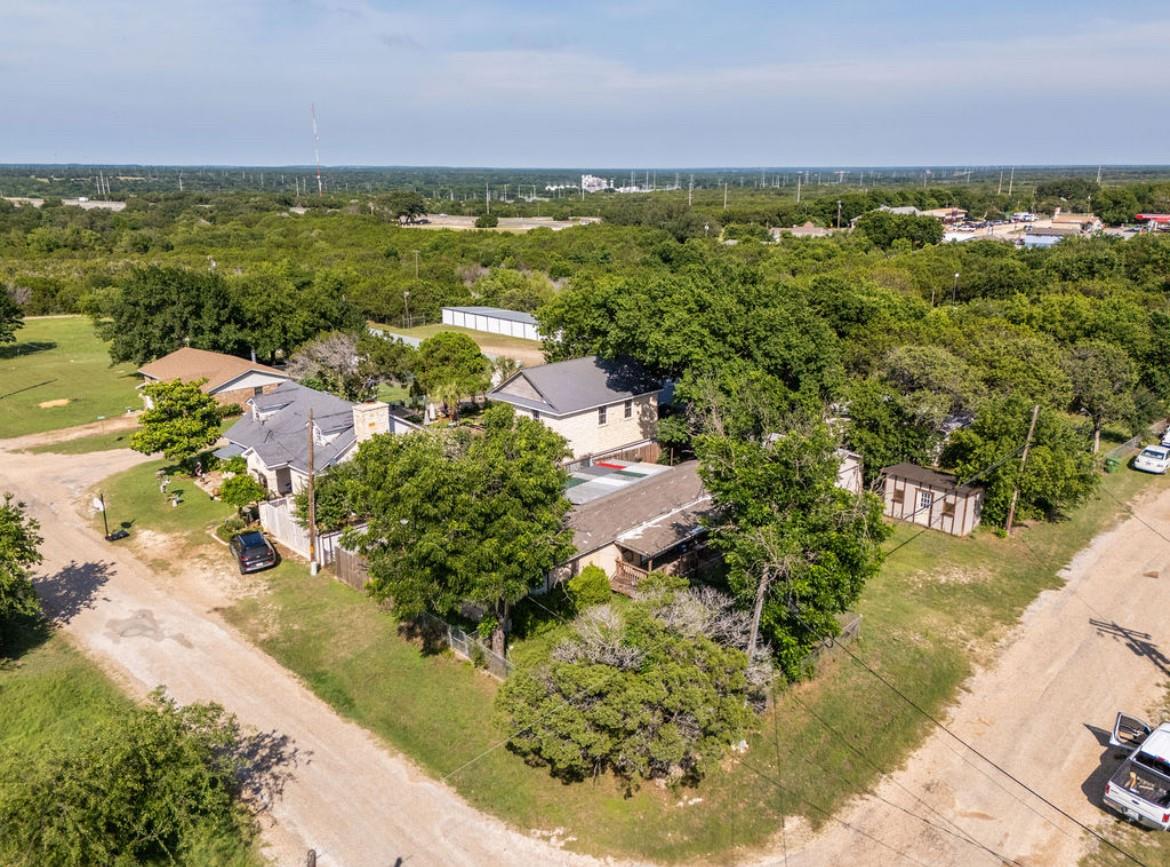 main property photo 13