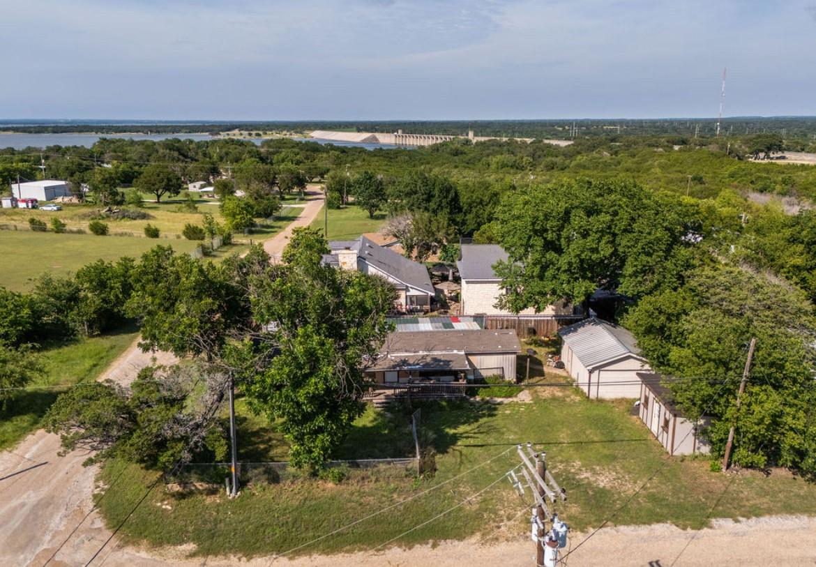 main property photo 14
