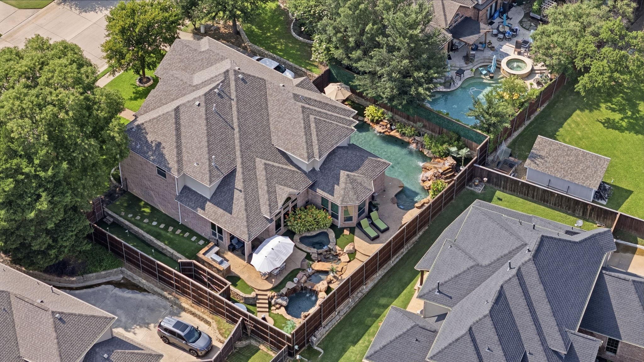 main property photo 35