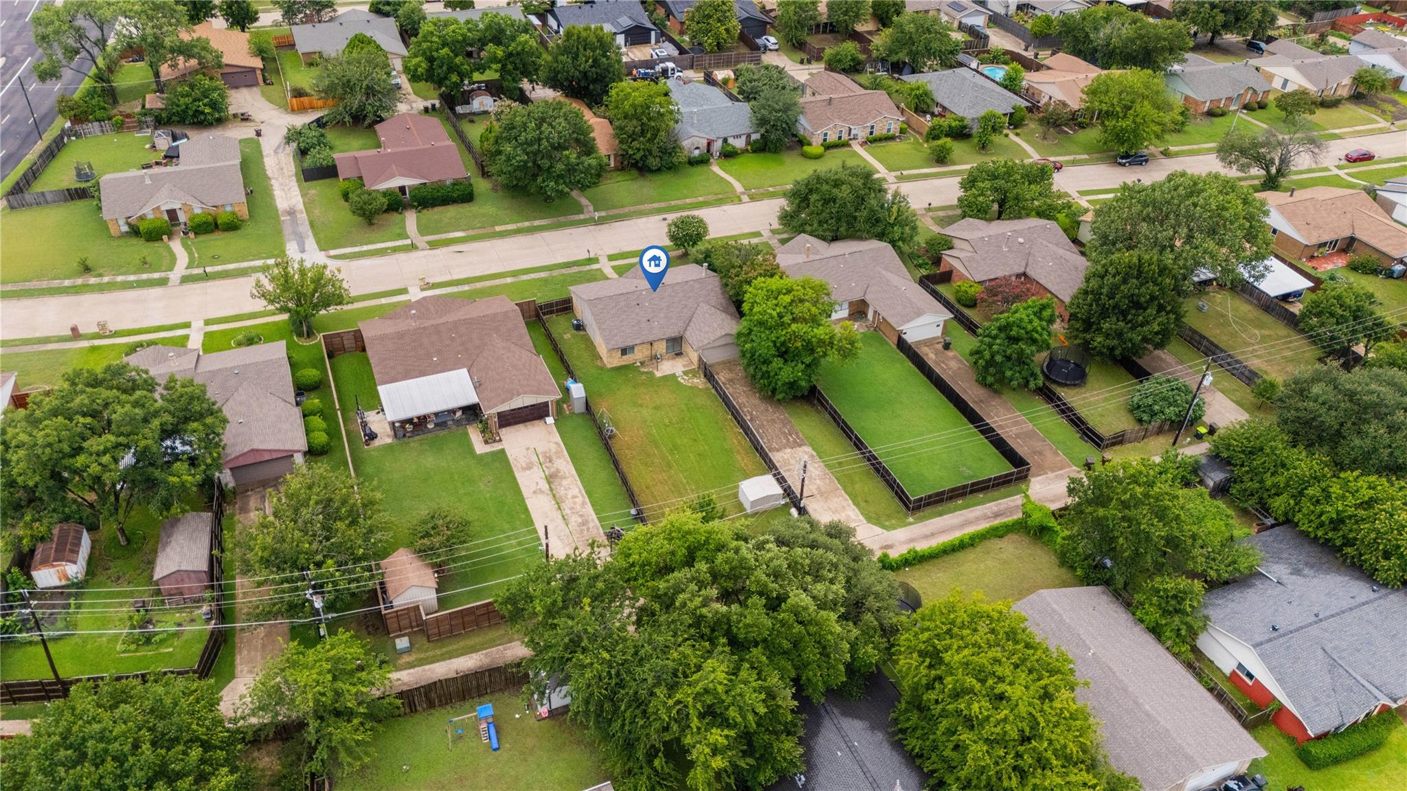 main property photo 20
