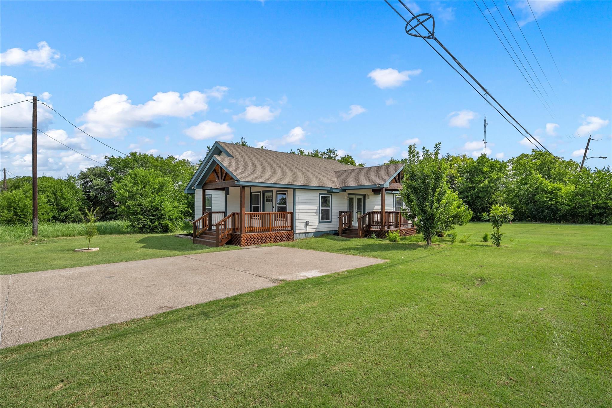 main property photo 20