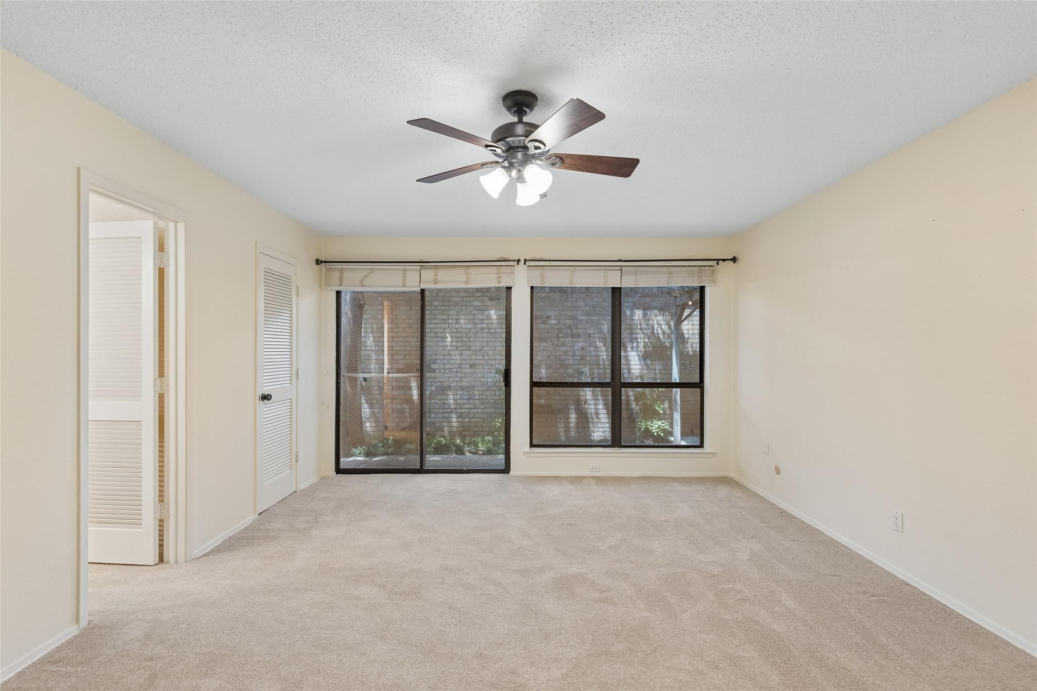 property viewer photo 15