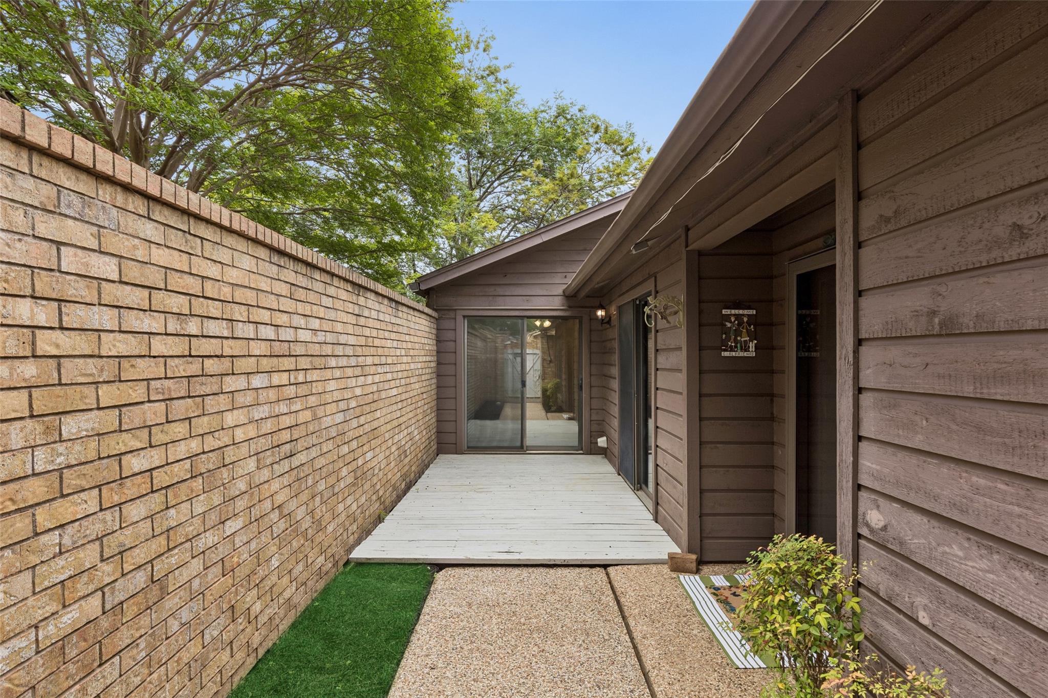 property viewer photo 23