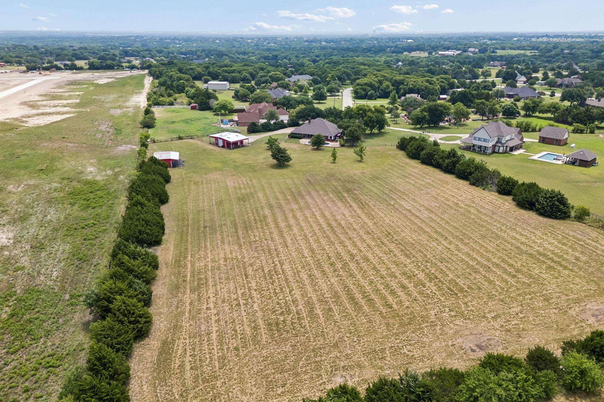 main property photo 24