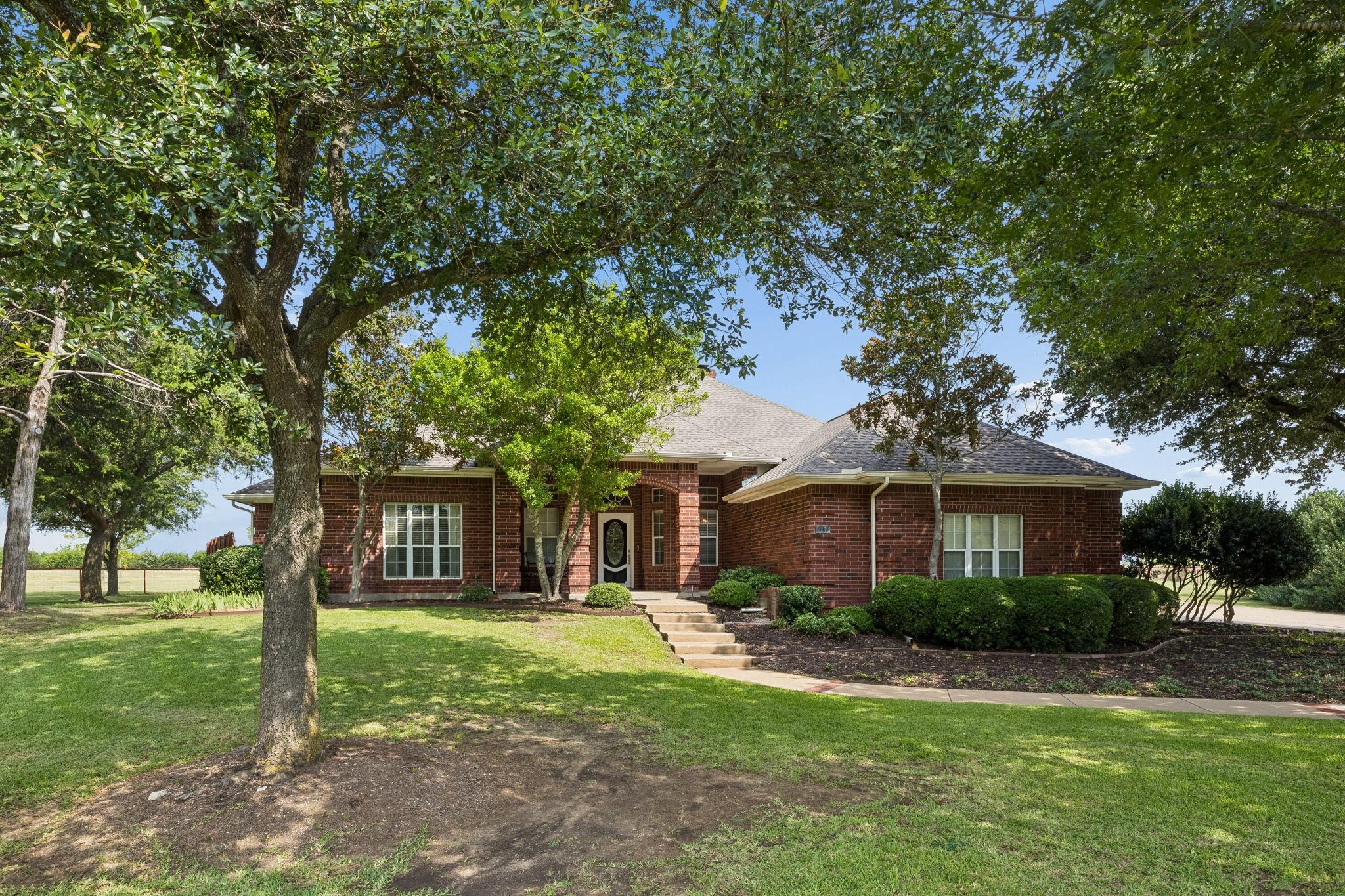 main property photo 26
