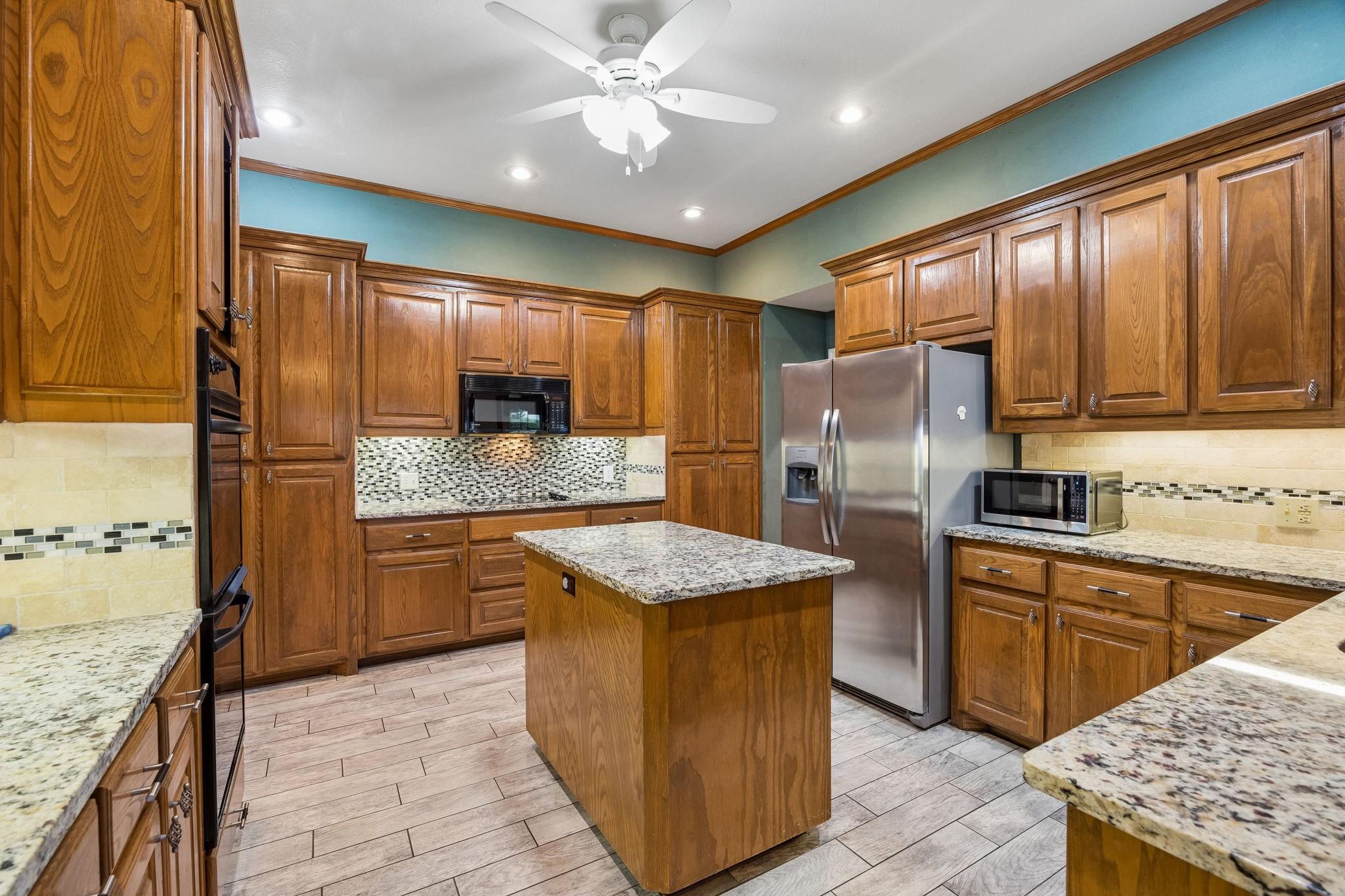 main property photo 7