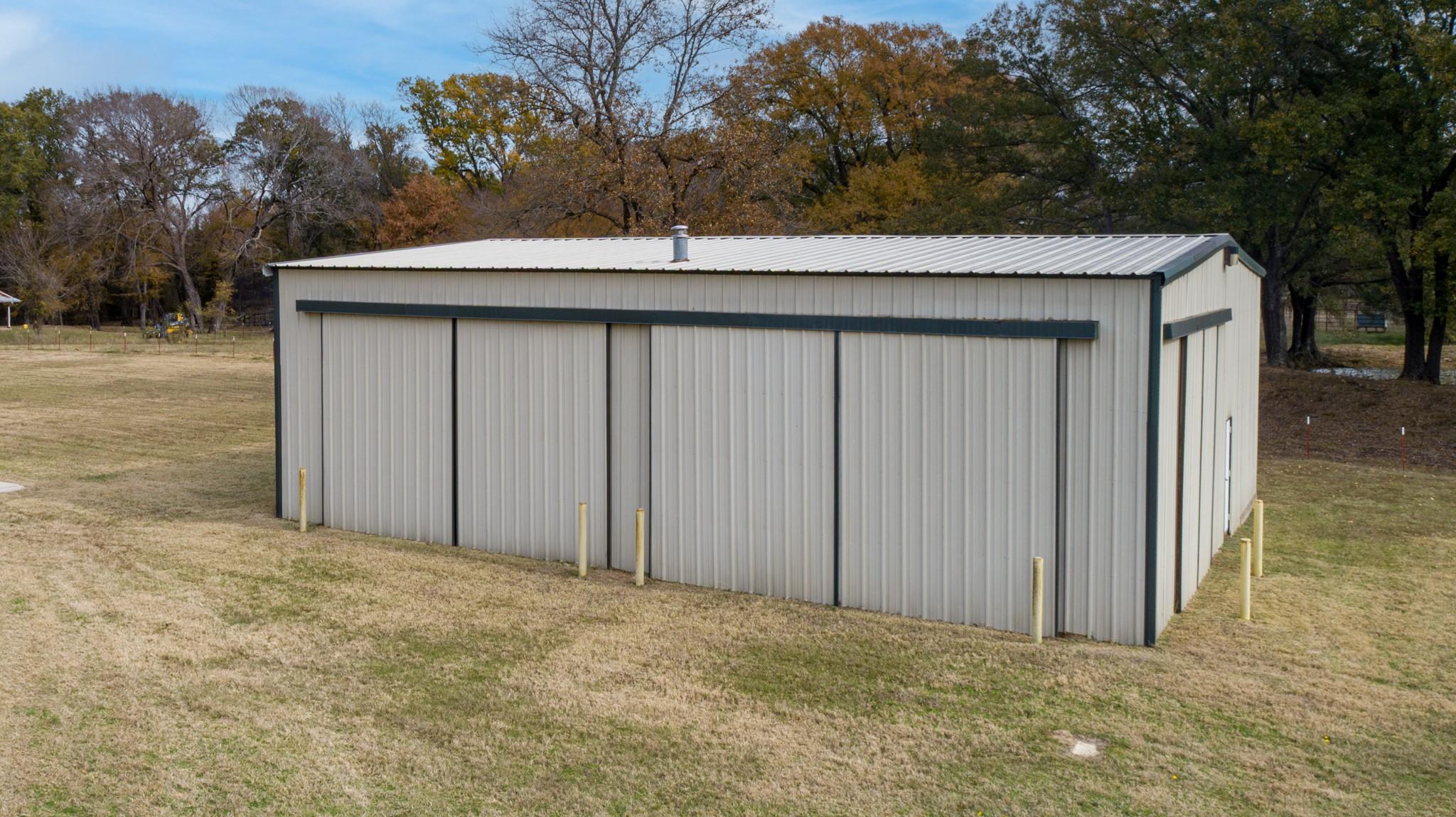 main property photo 20