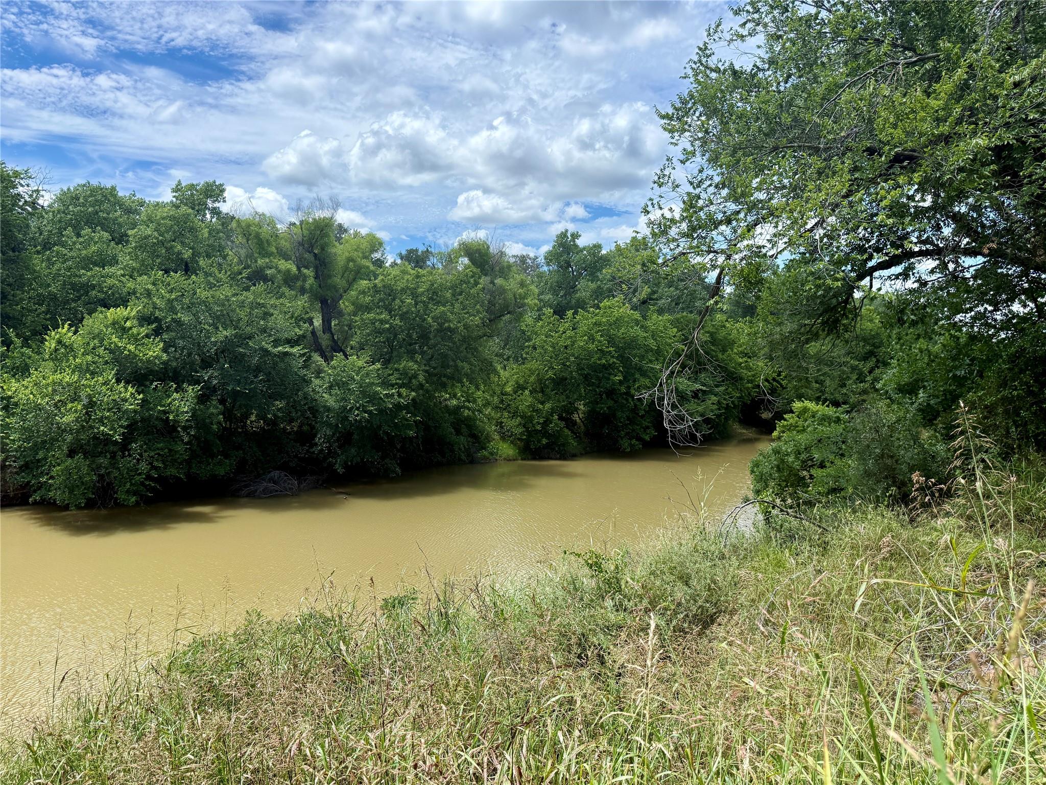 main property photo 36