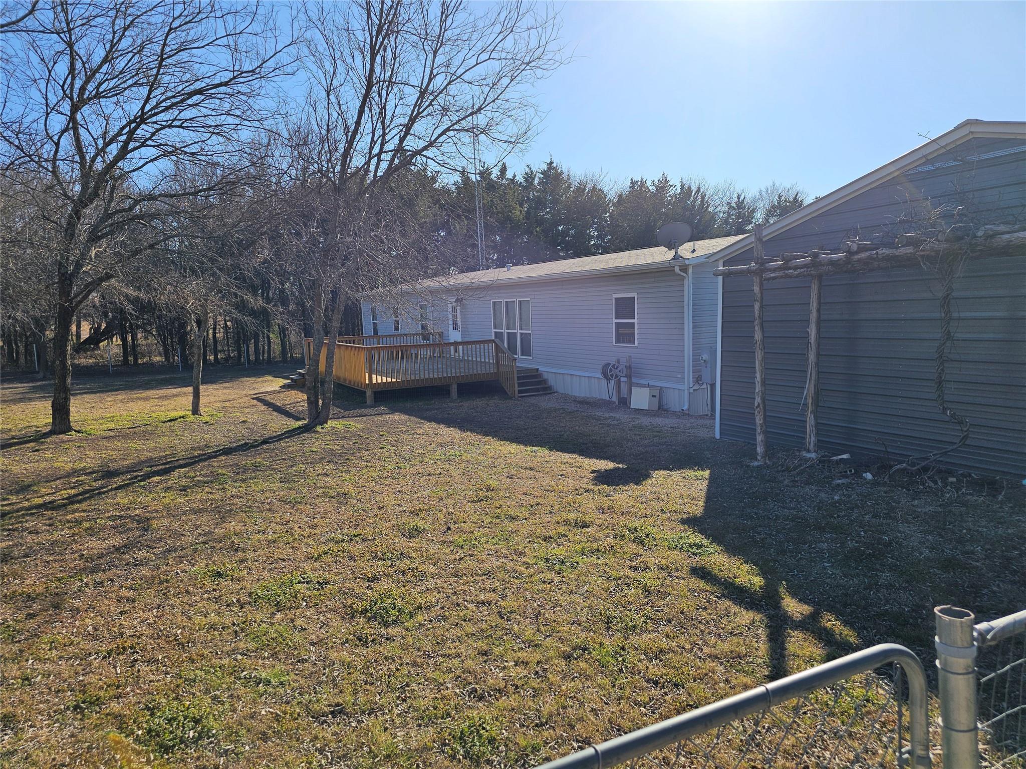 main property photo 23