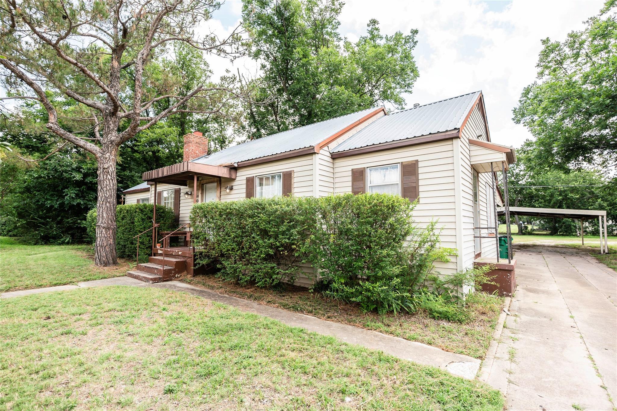main property photo 2