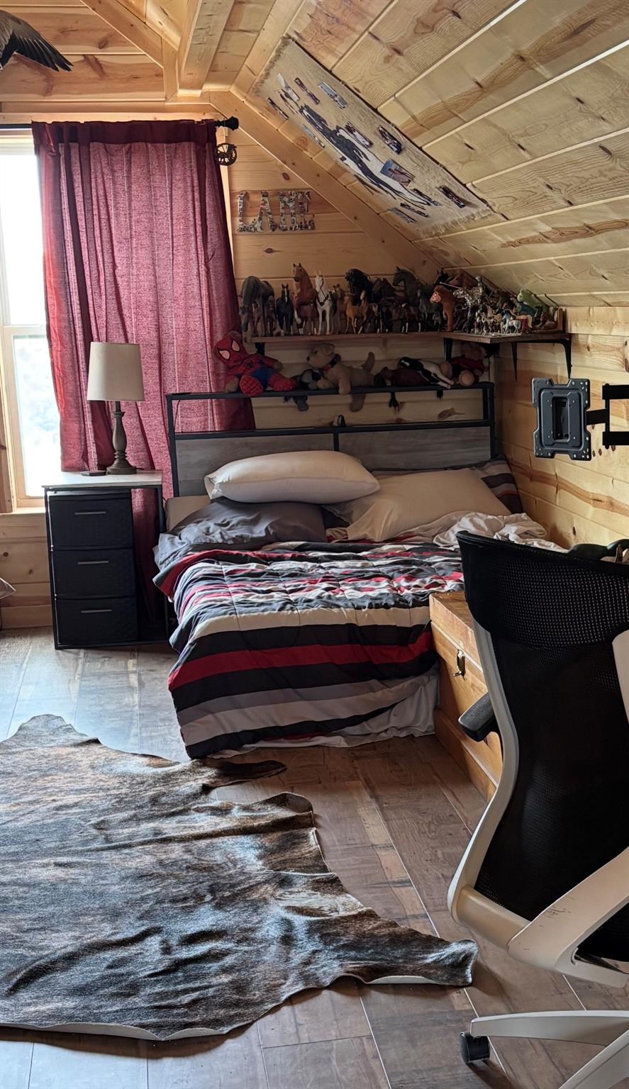 main property photo 16