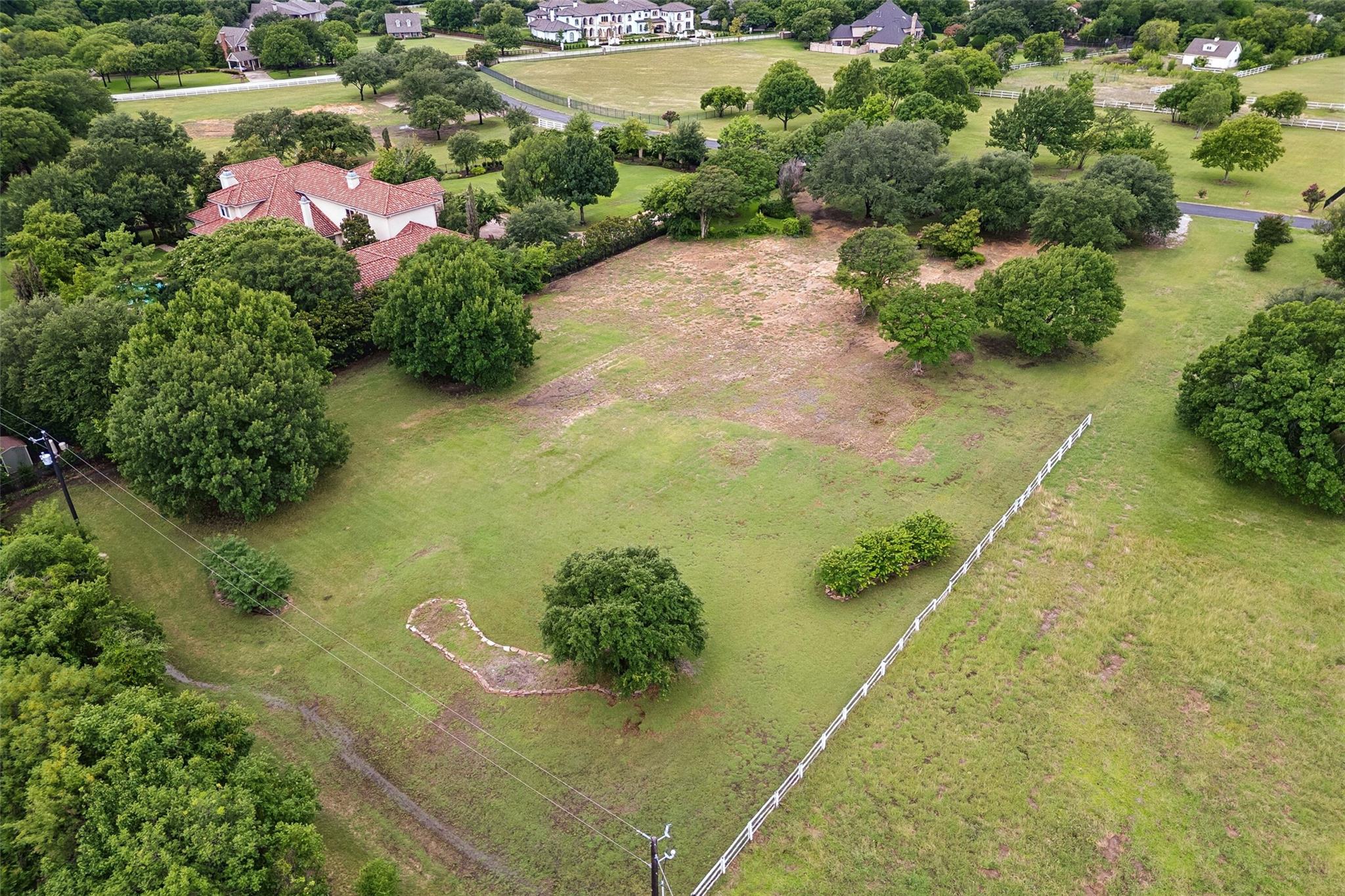 main property photo 6