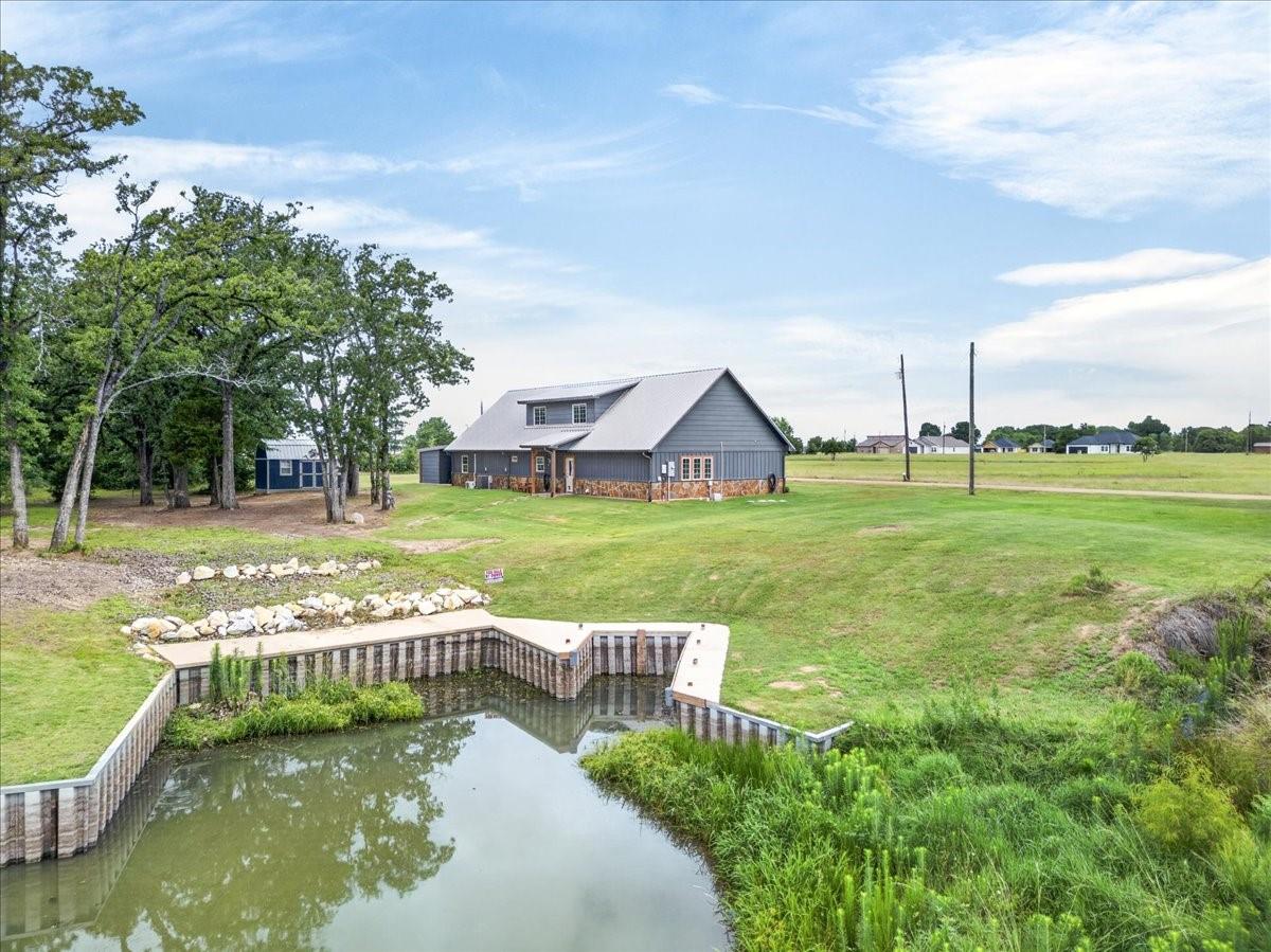 main property photo 22