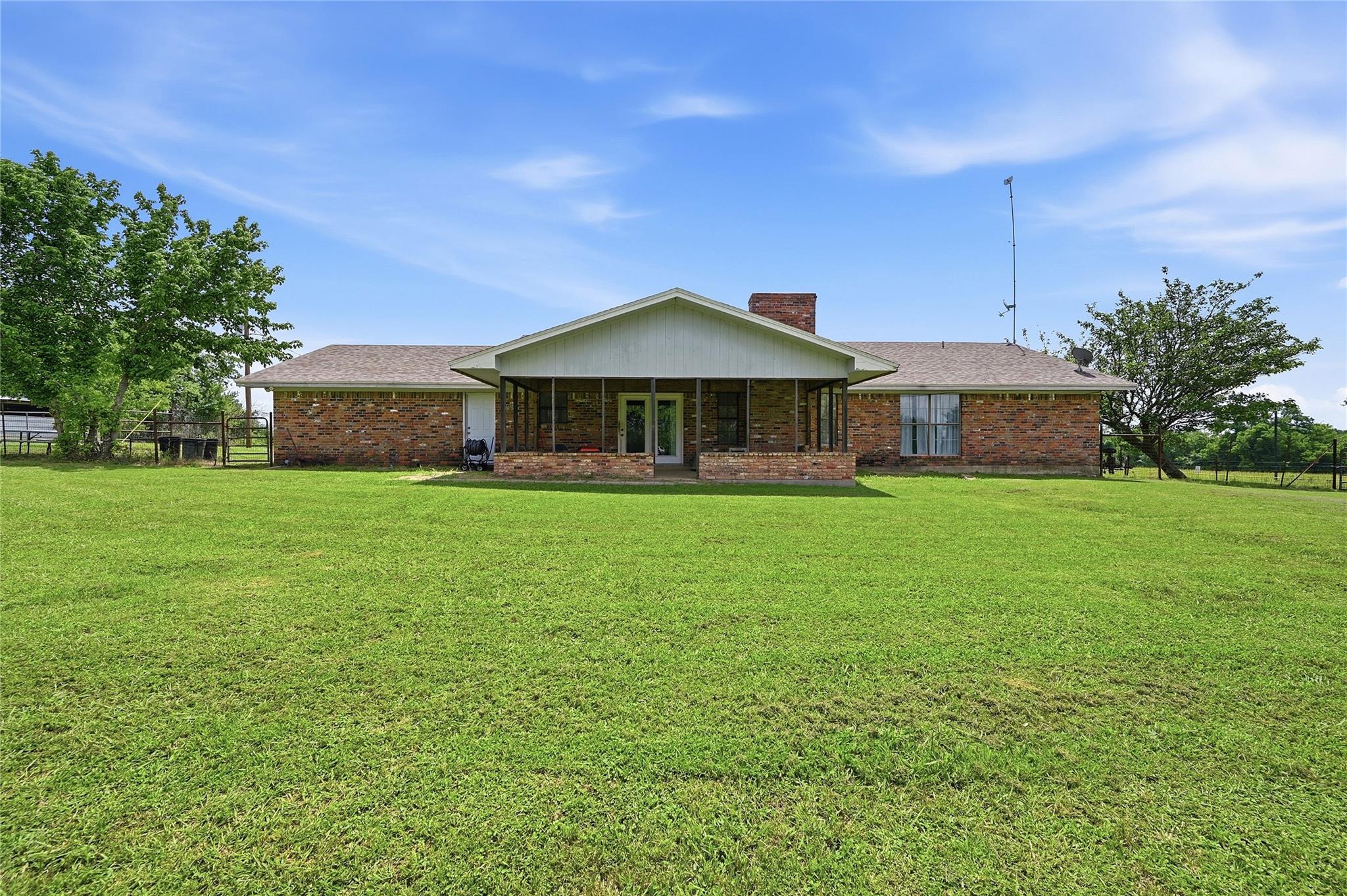 main property photo 21