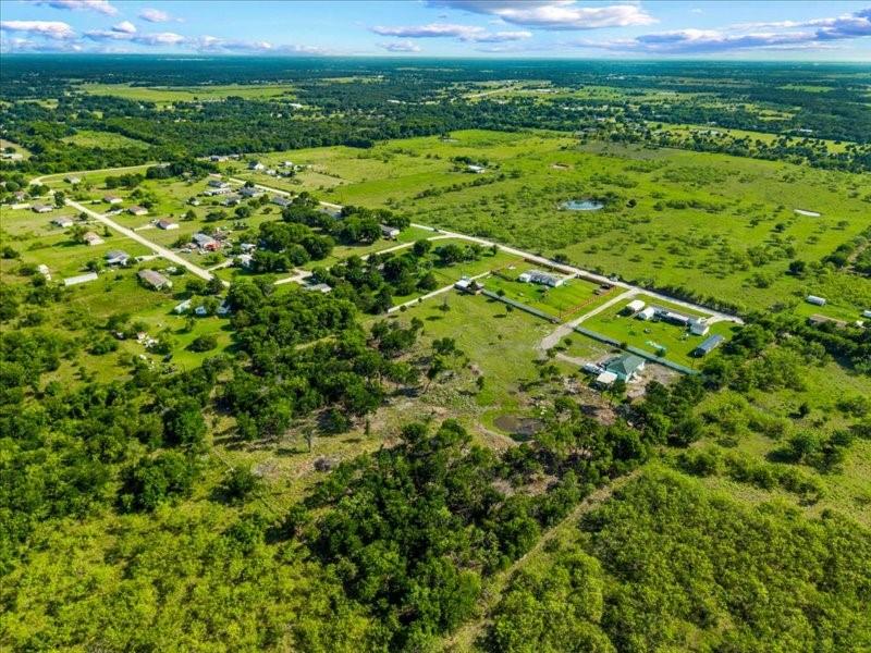 main property photo 10