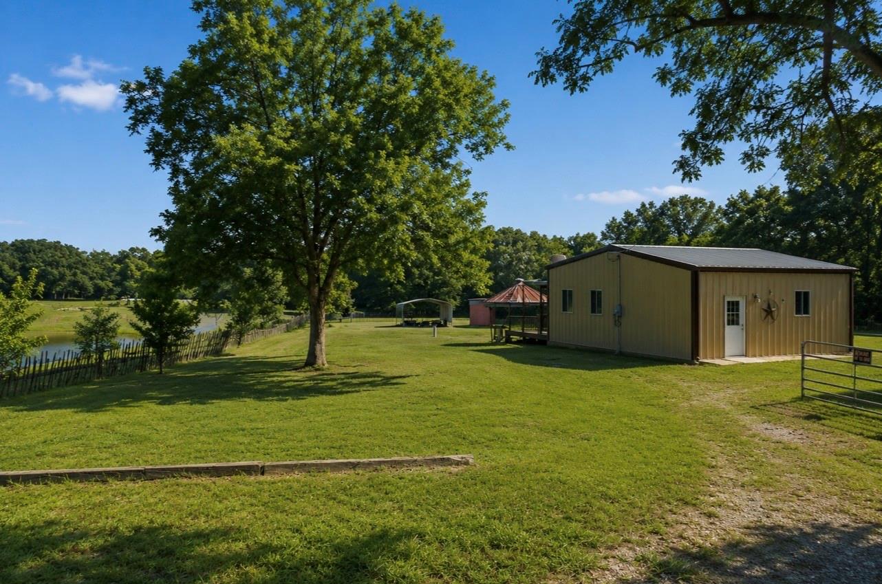 main property photo 7