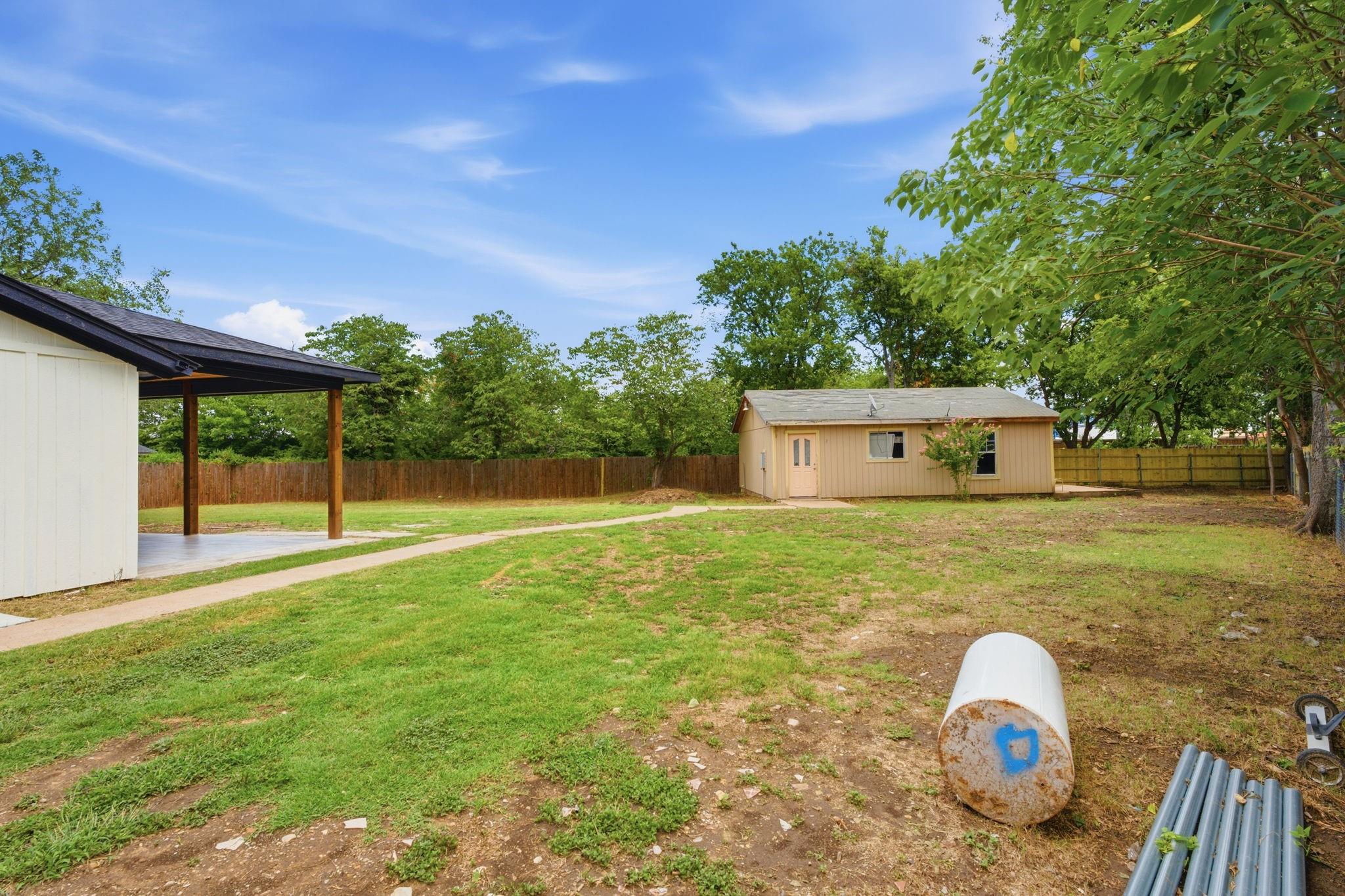 main property photo 22