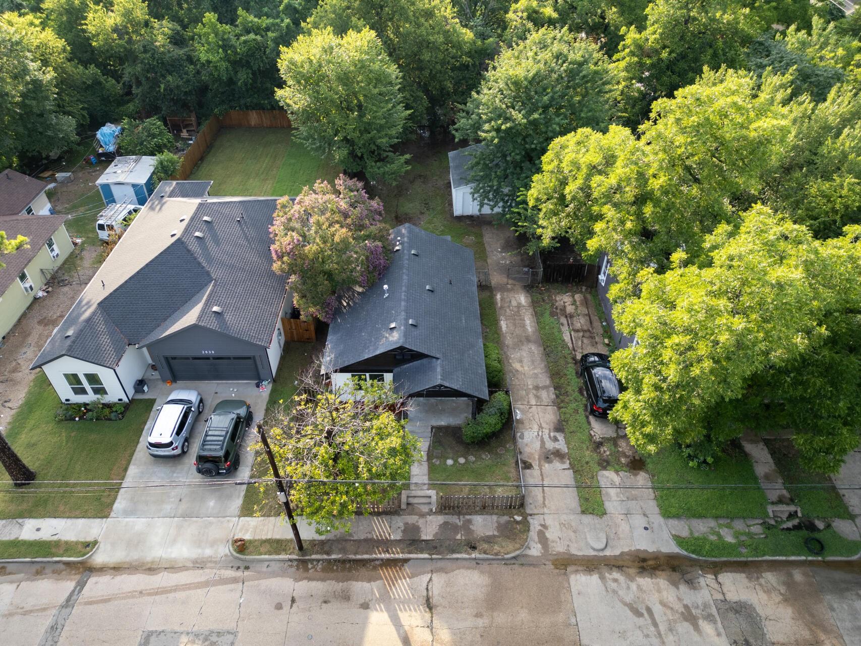 main property photo 23