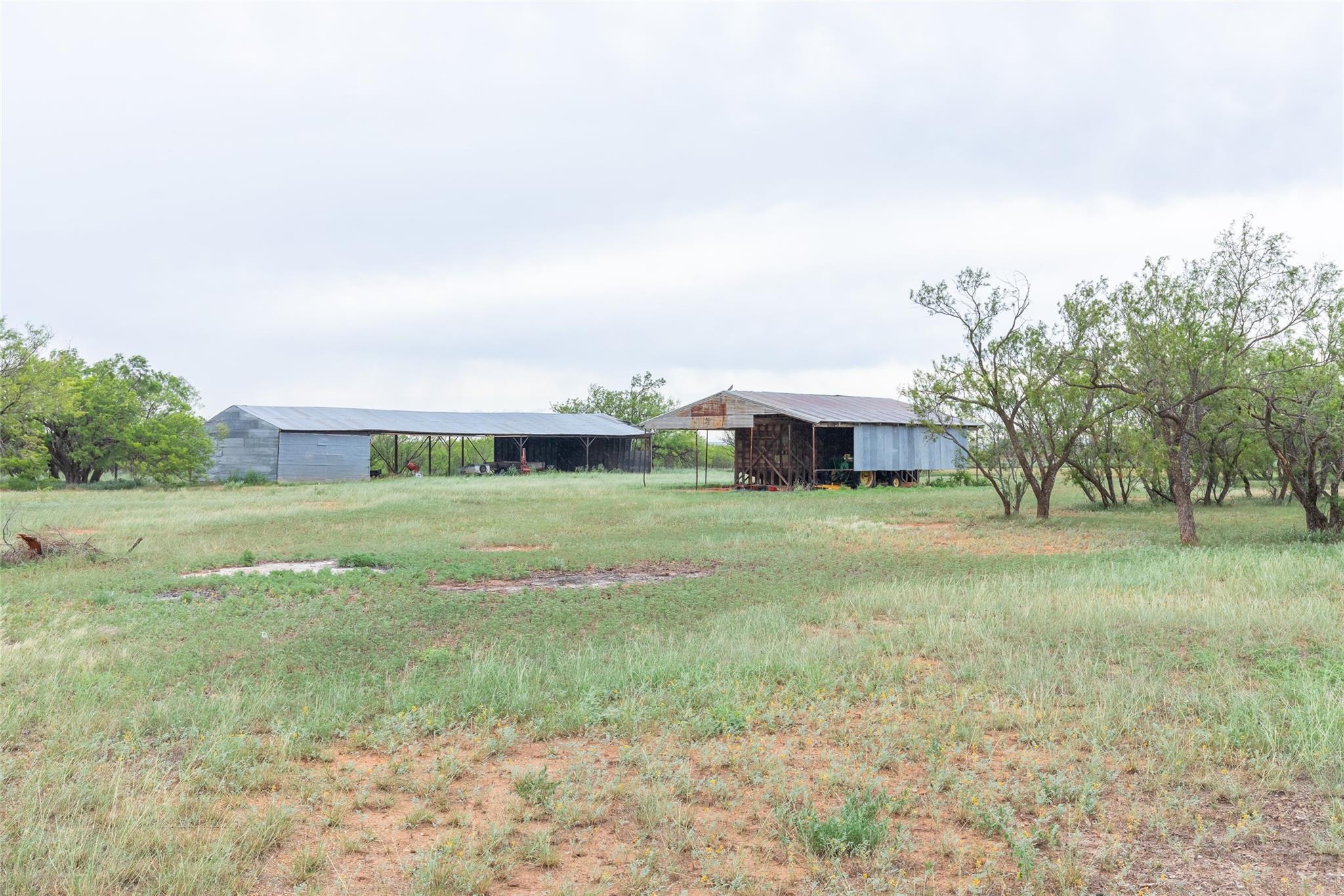 main property photo 38