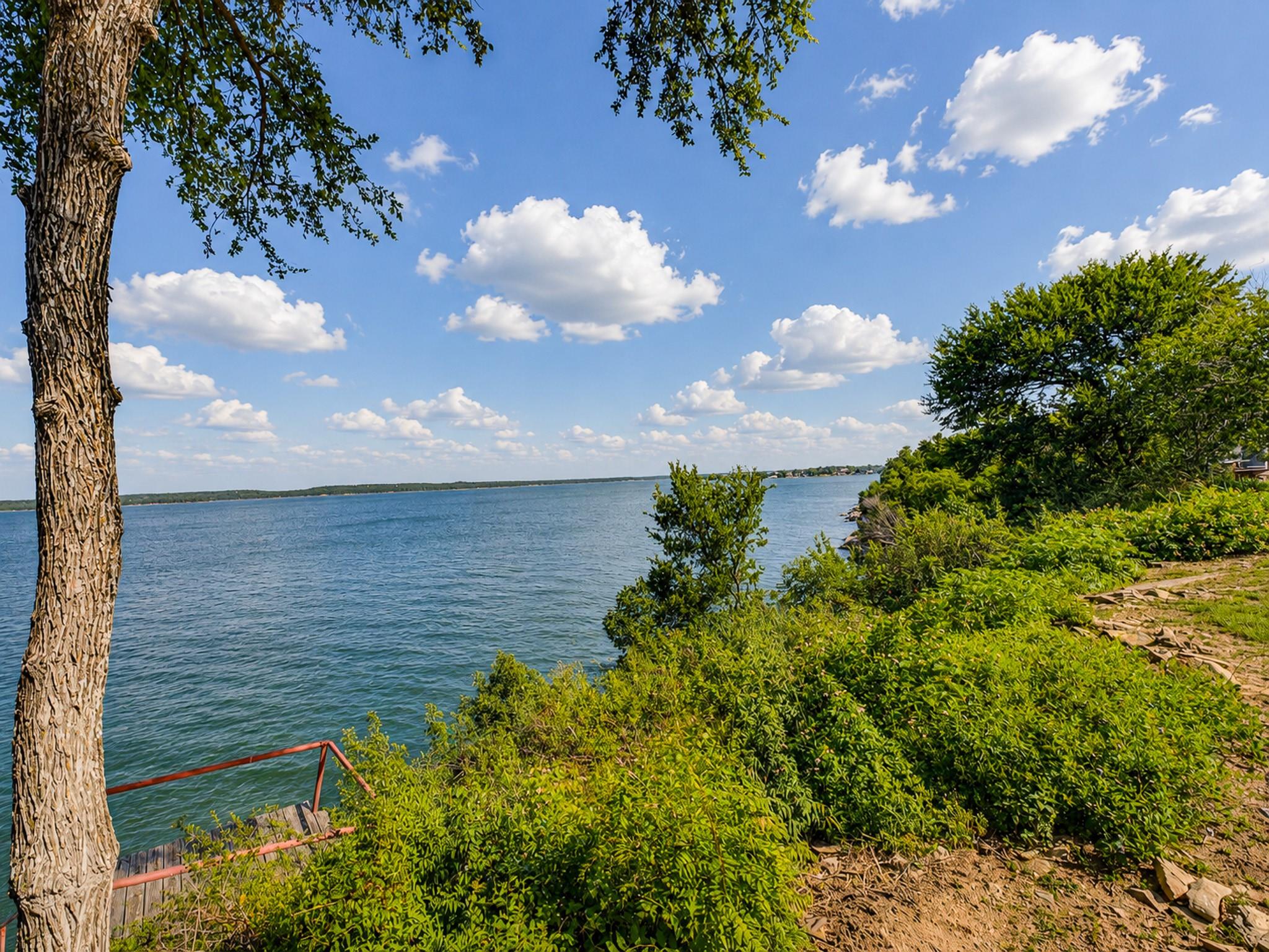 main property photo 37