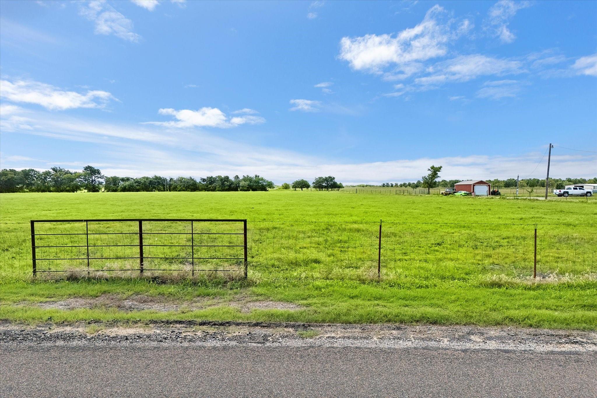 main property photo 14