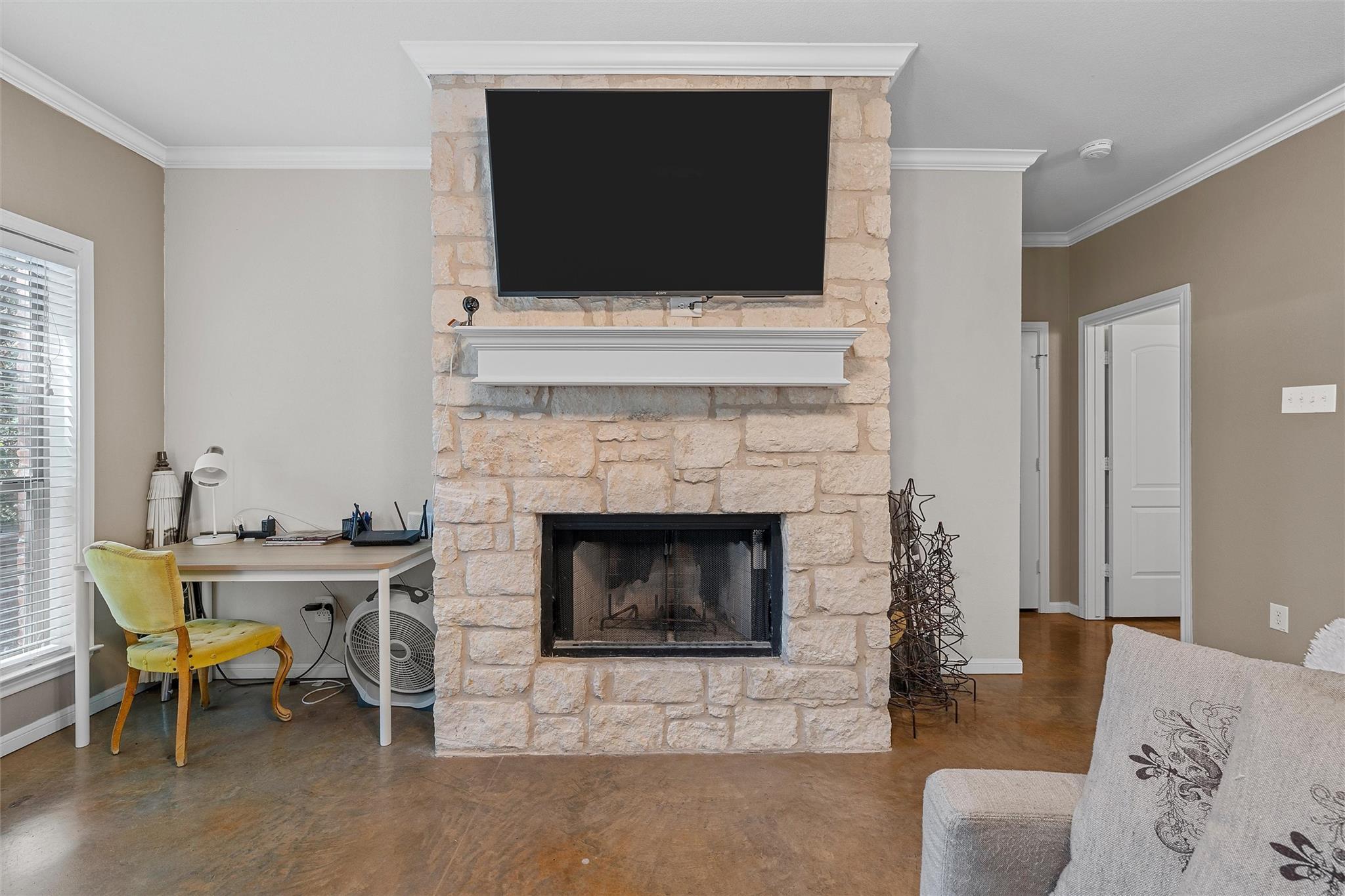 main property photo 5
