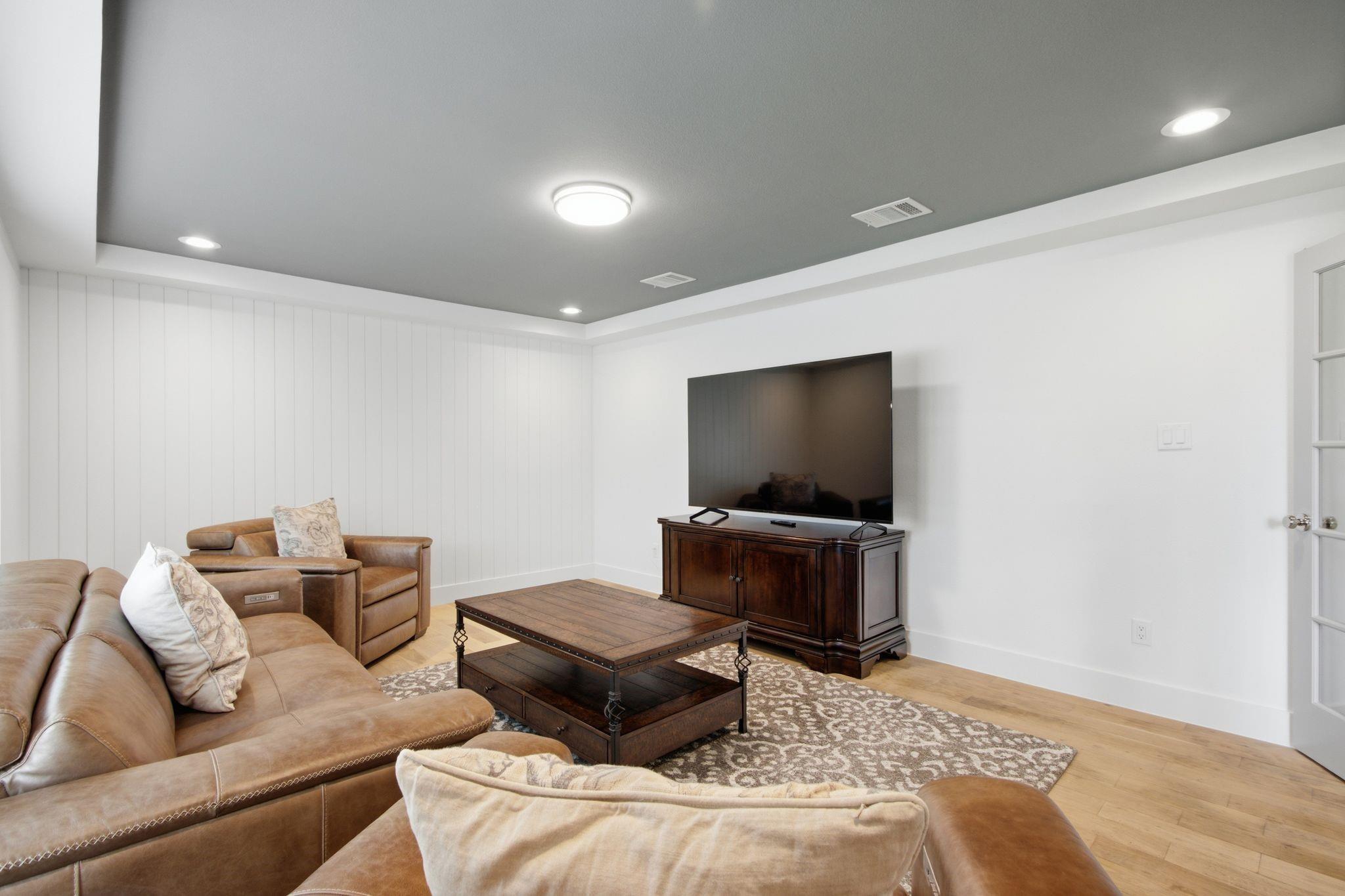 property viewer photo 5