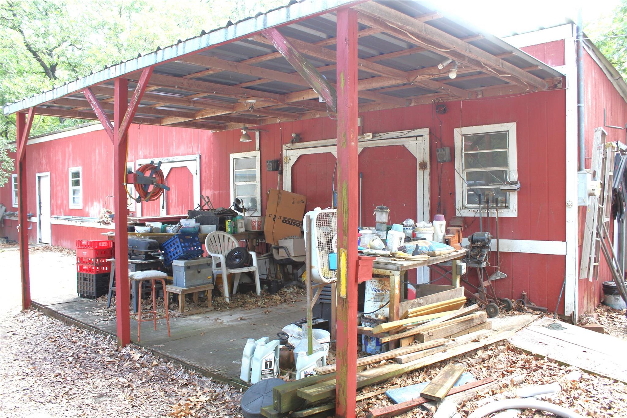 main property photo 13