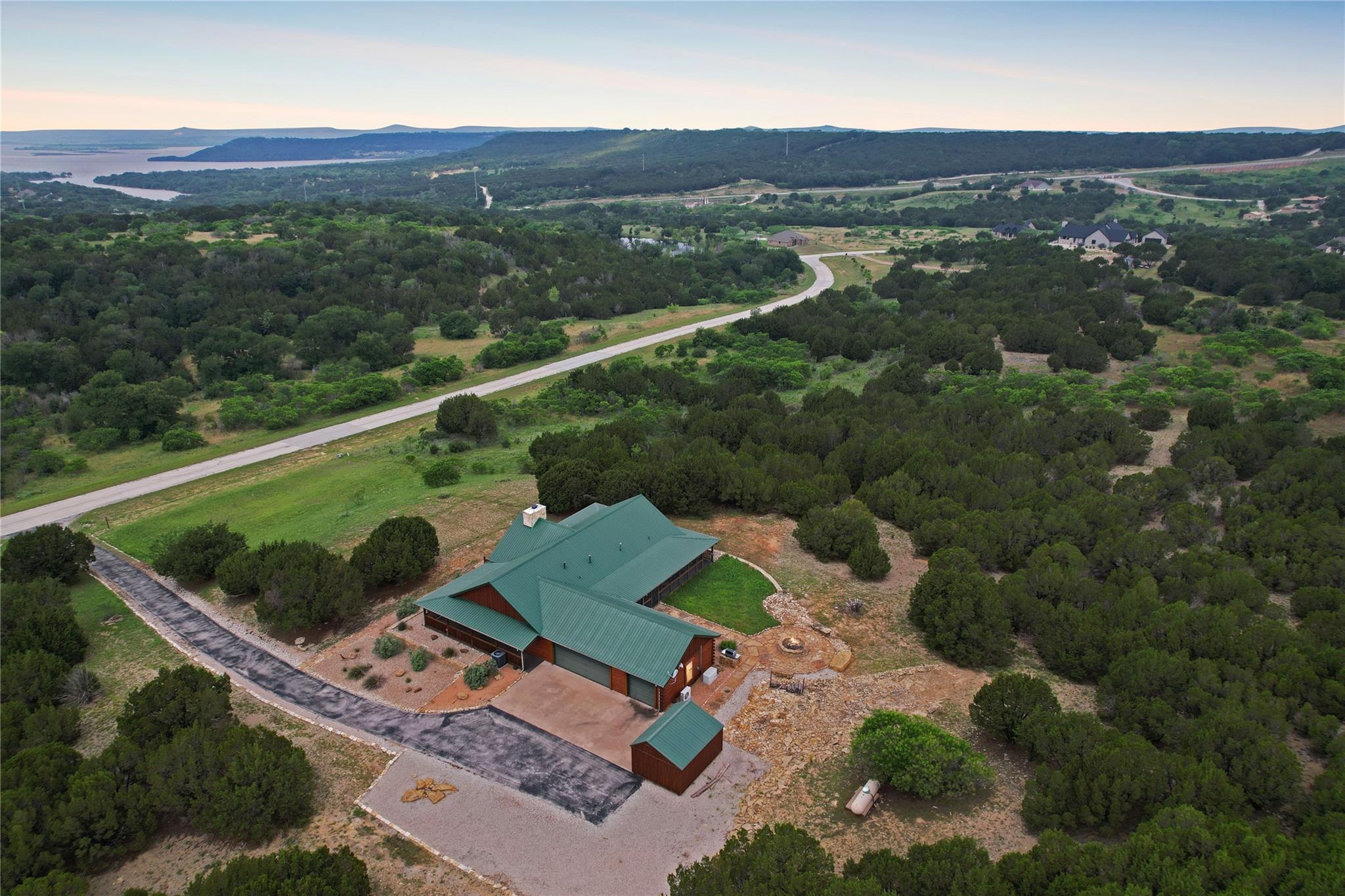 main property photo 31