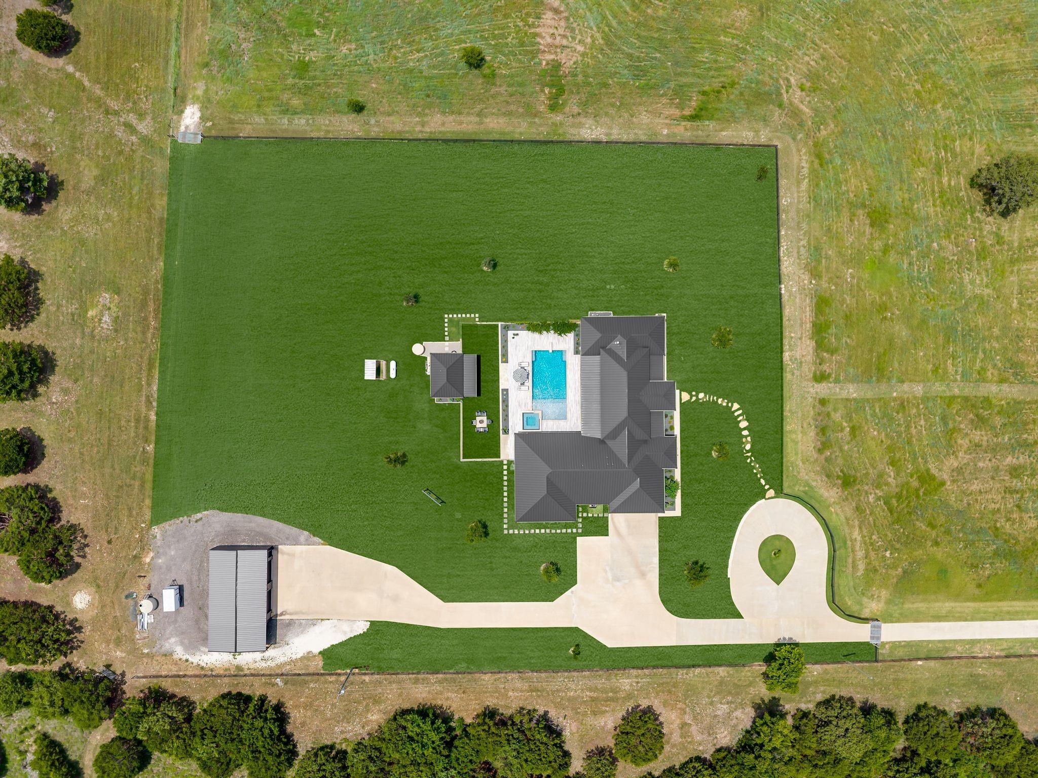 main property photo 36