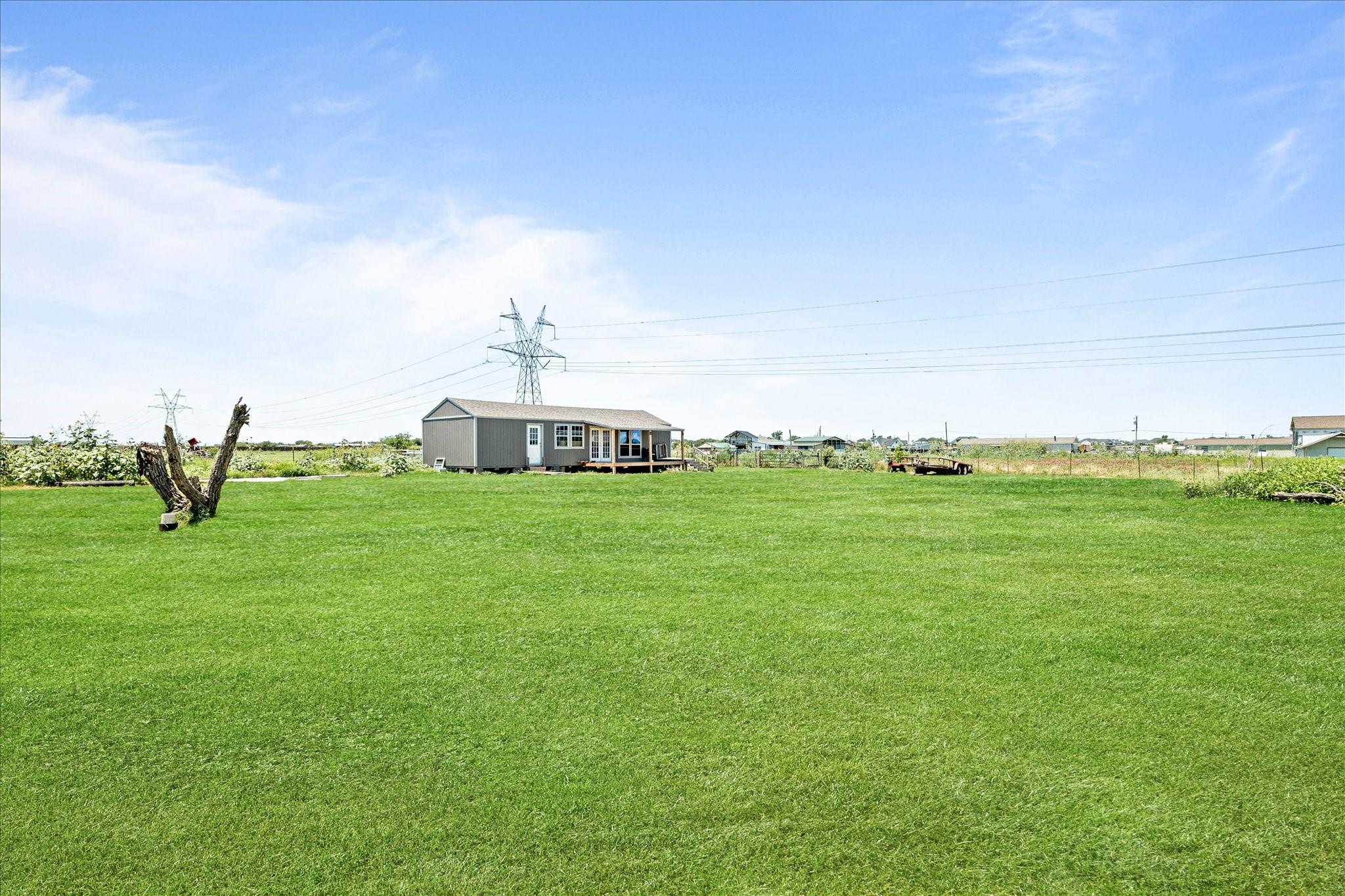 main property photo 17