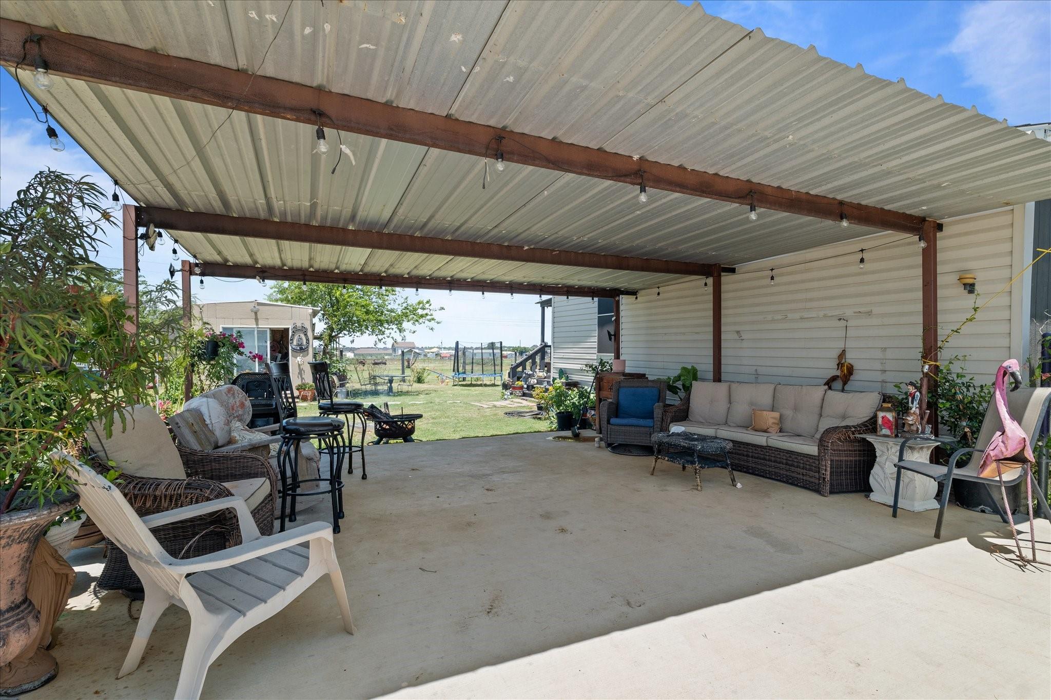 main property photo 30