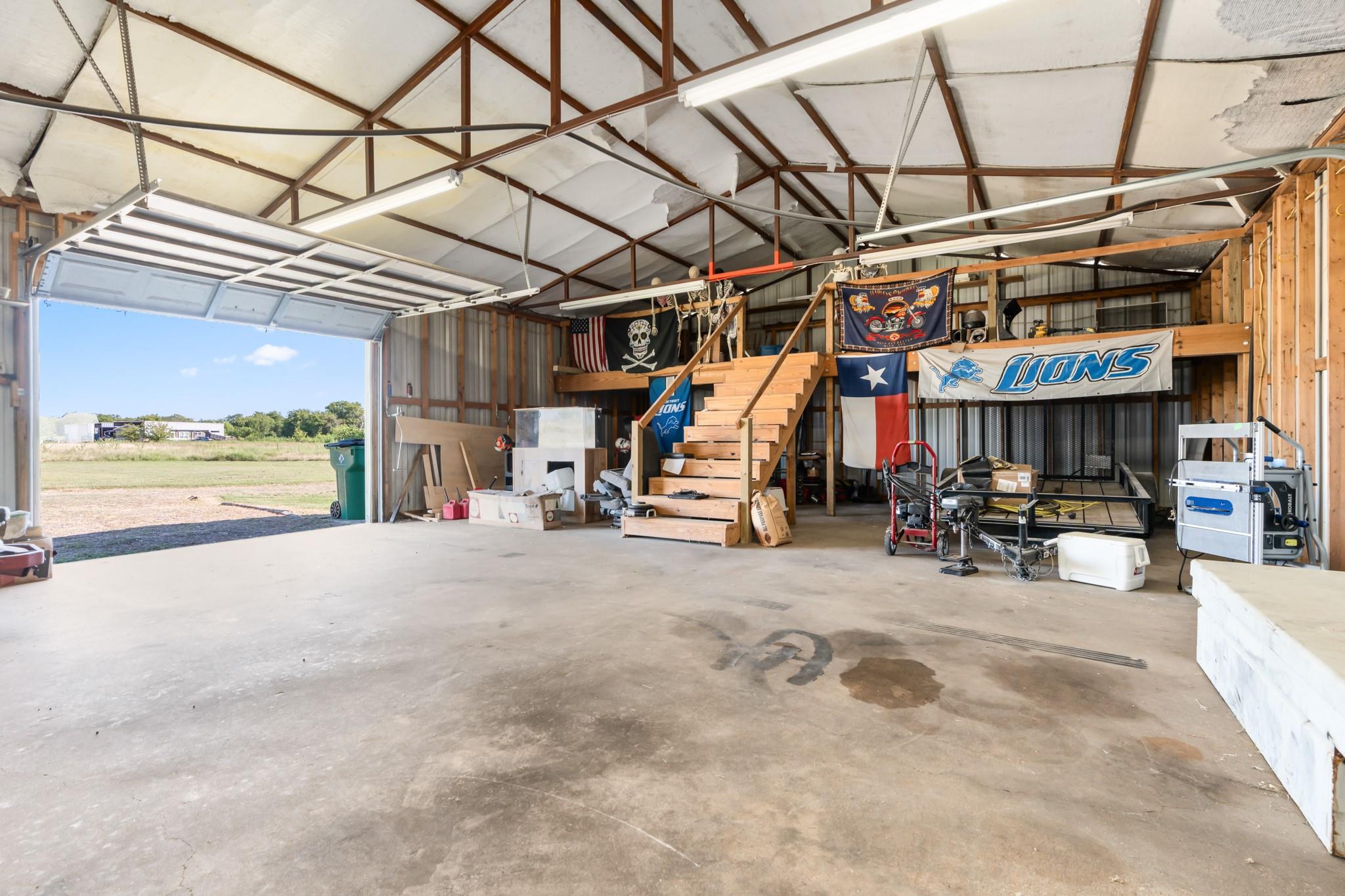 main property photo 25
