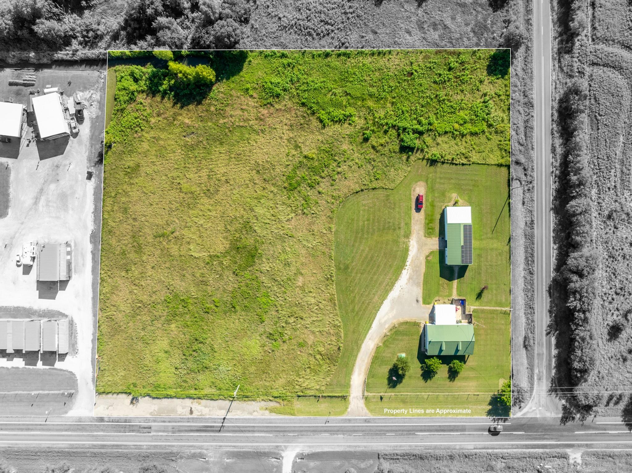 main property photo 32