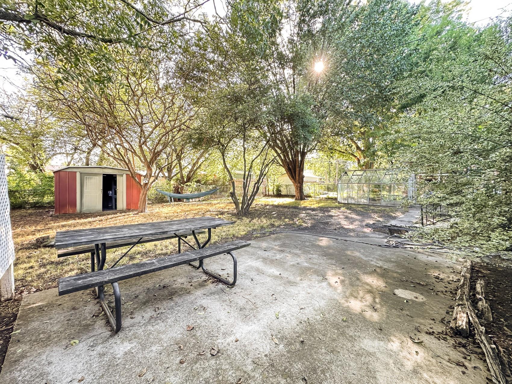 main property photo 19