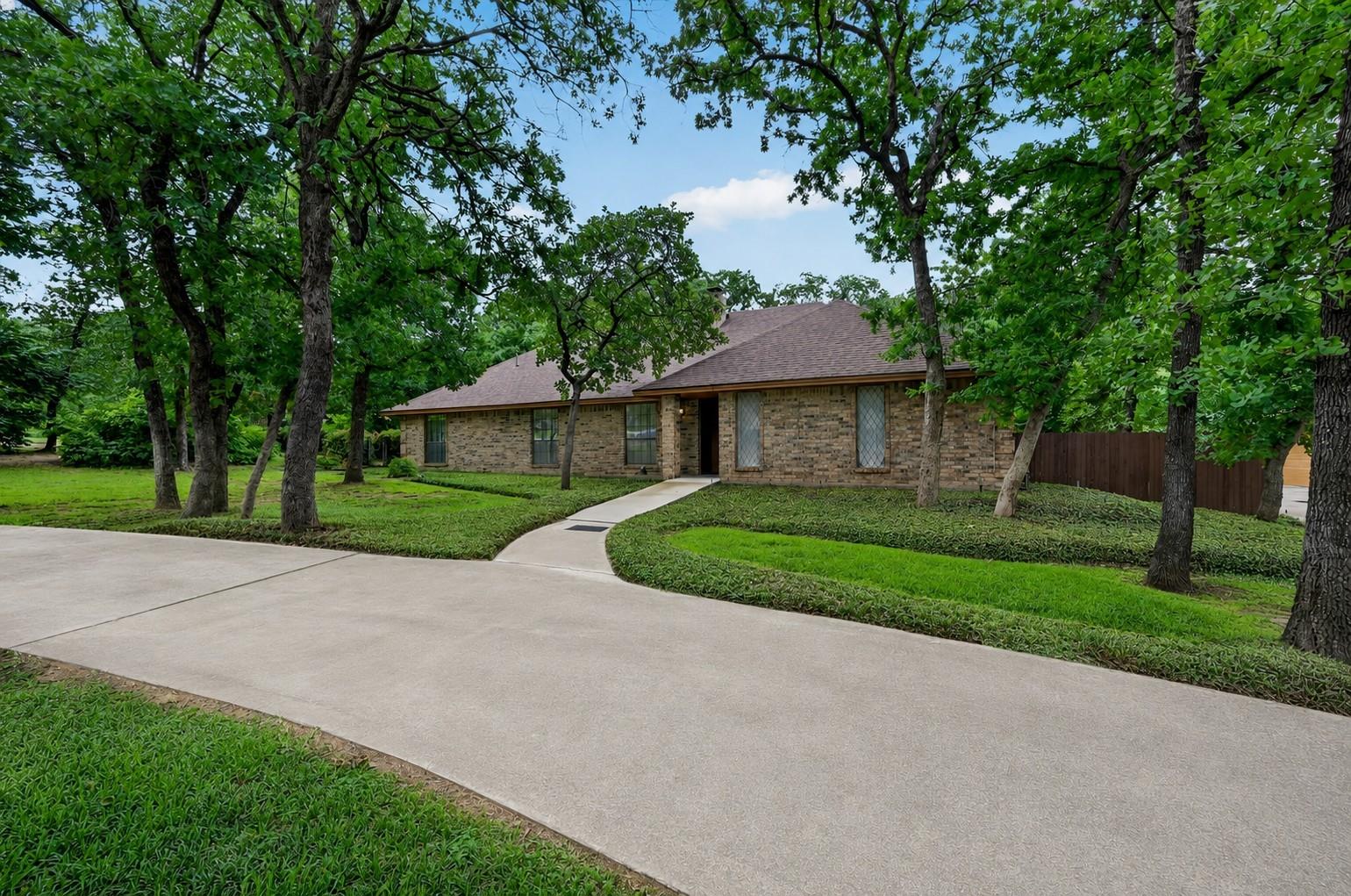 main property photo 37