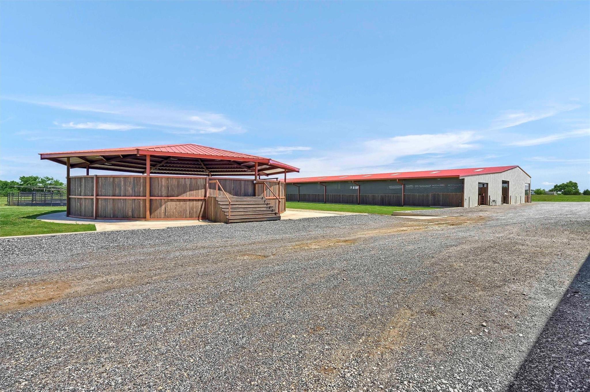 main property photo 22