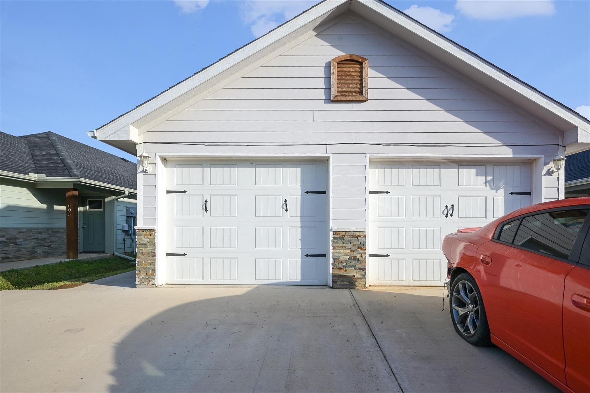 property viewer photo 20