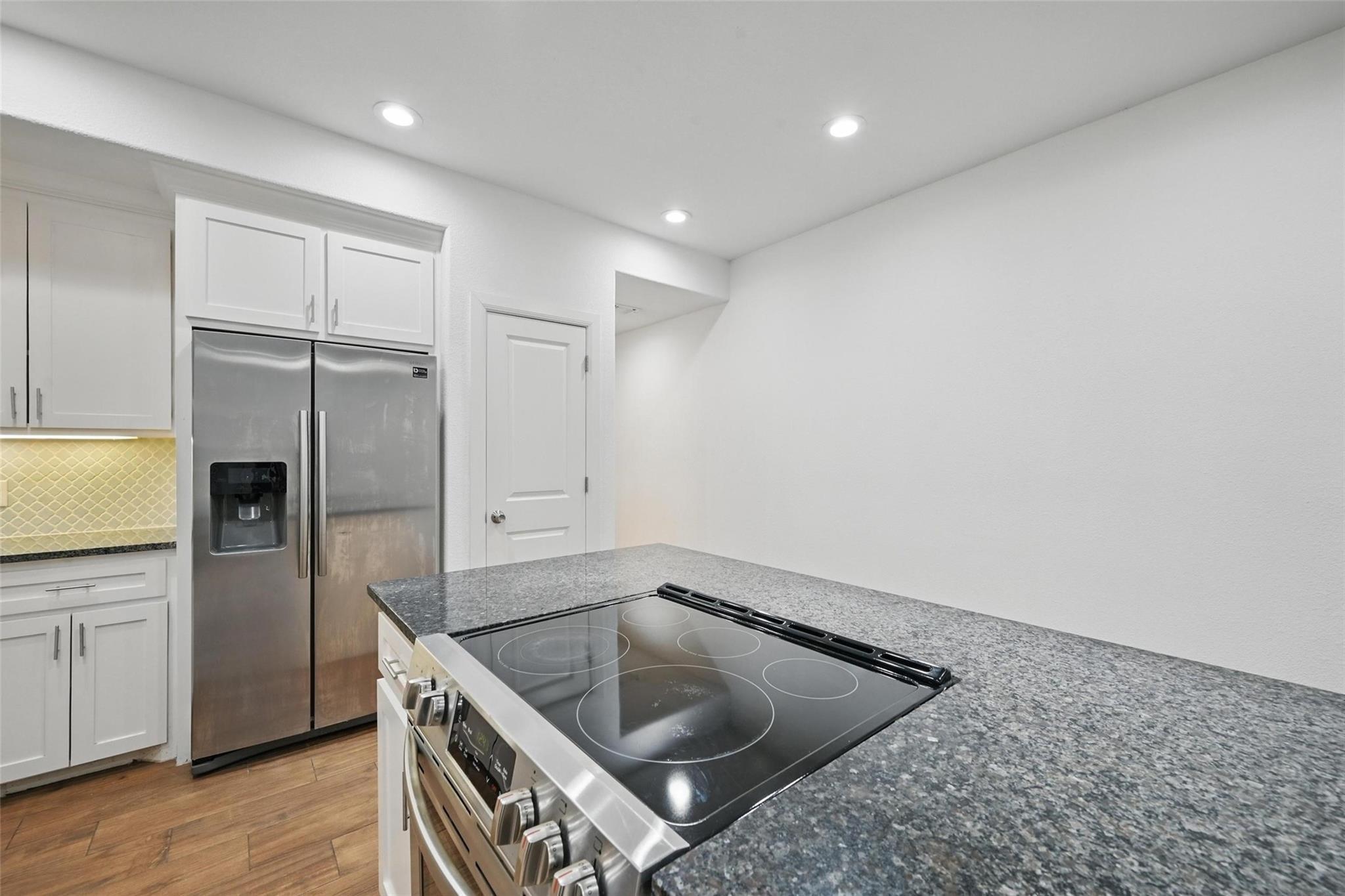 property viewer photo 5
