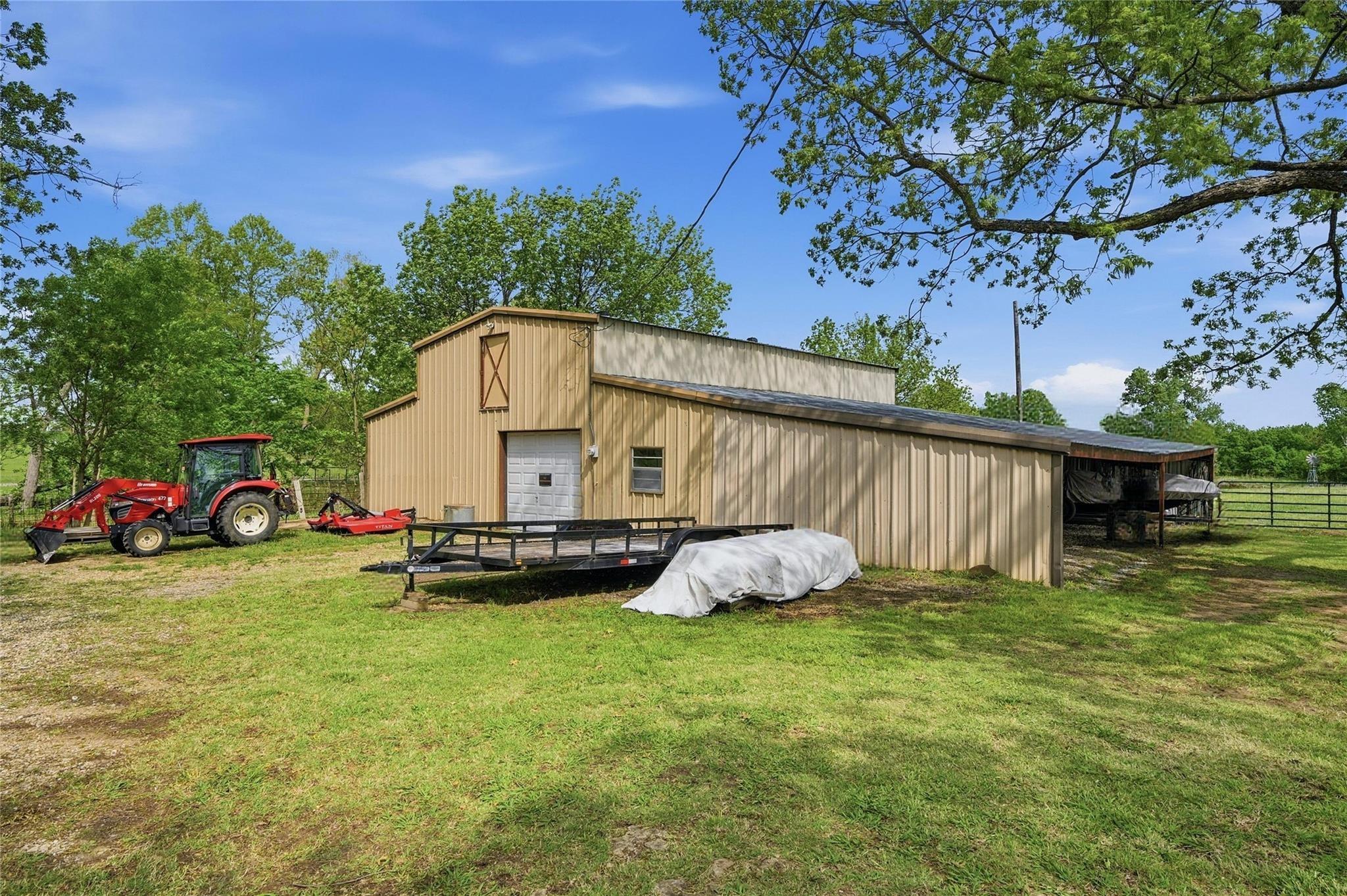 main property photo 26