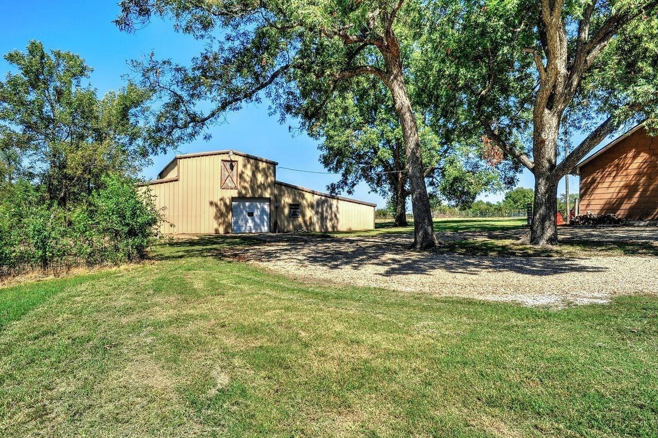main property photo 27