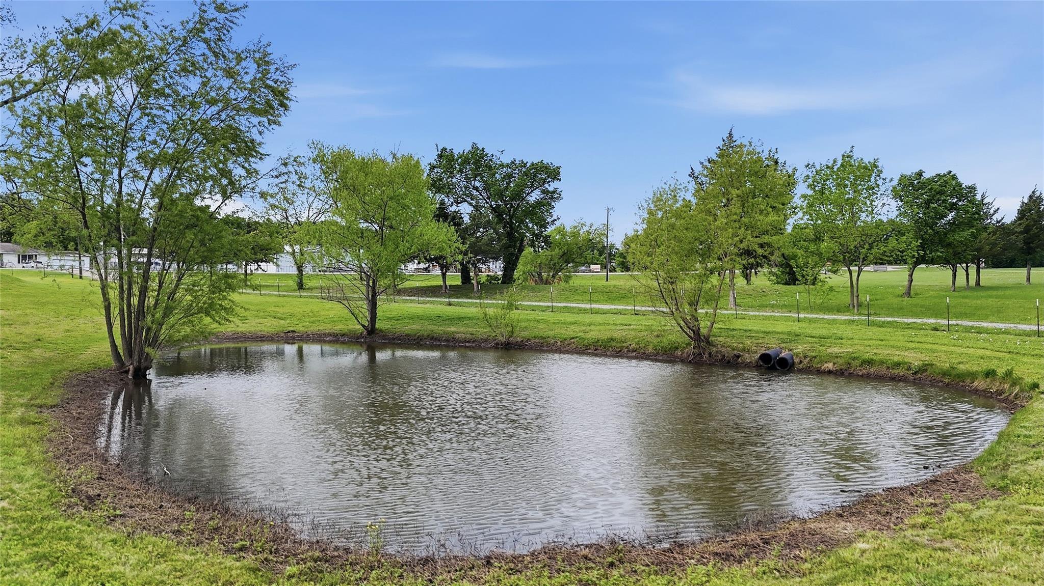 main property photo 31