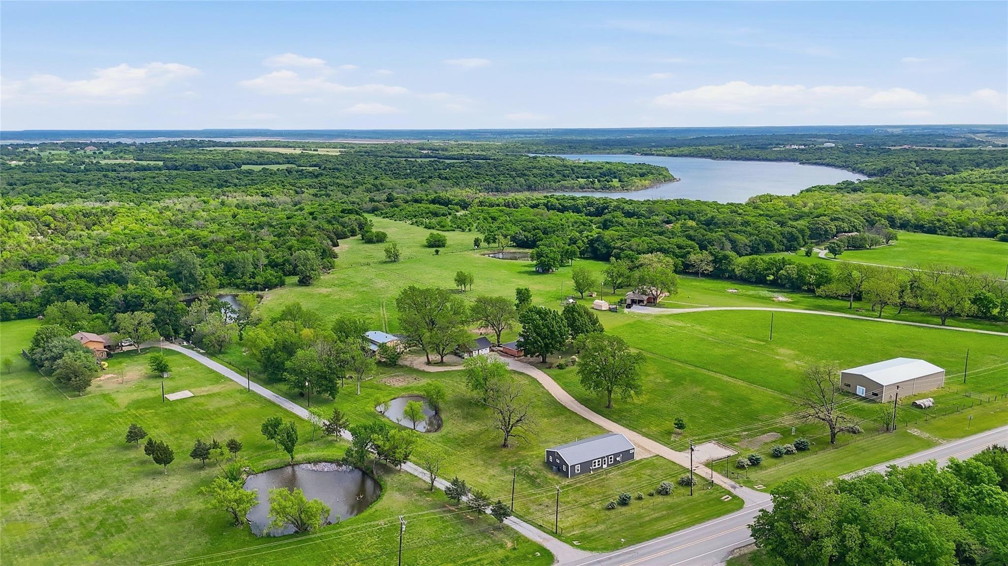 main property photo 8