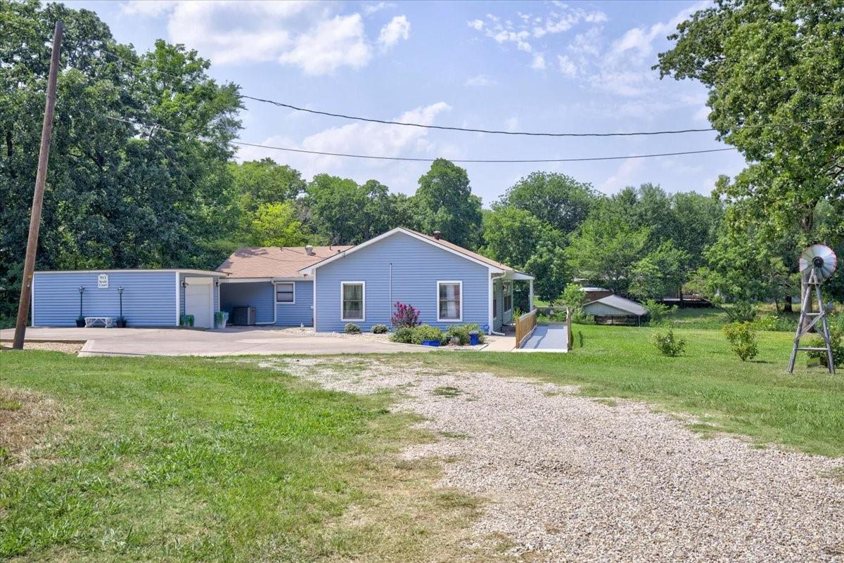 main property photo 25