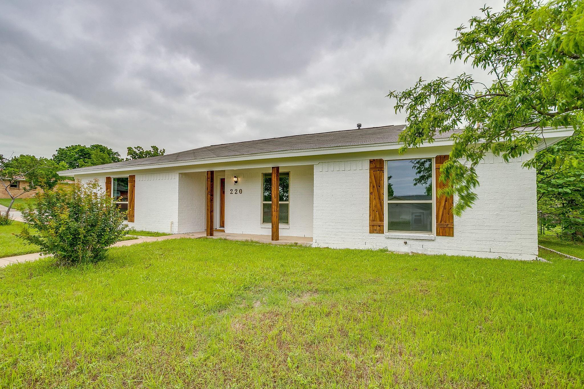 main property photo 2